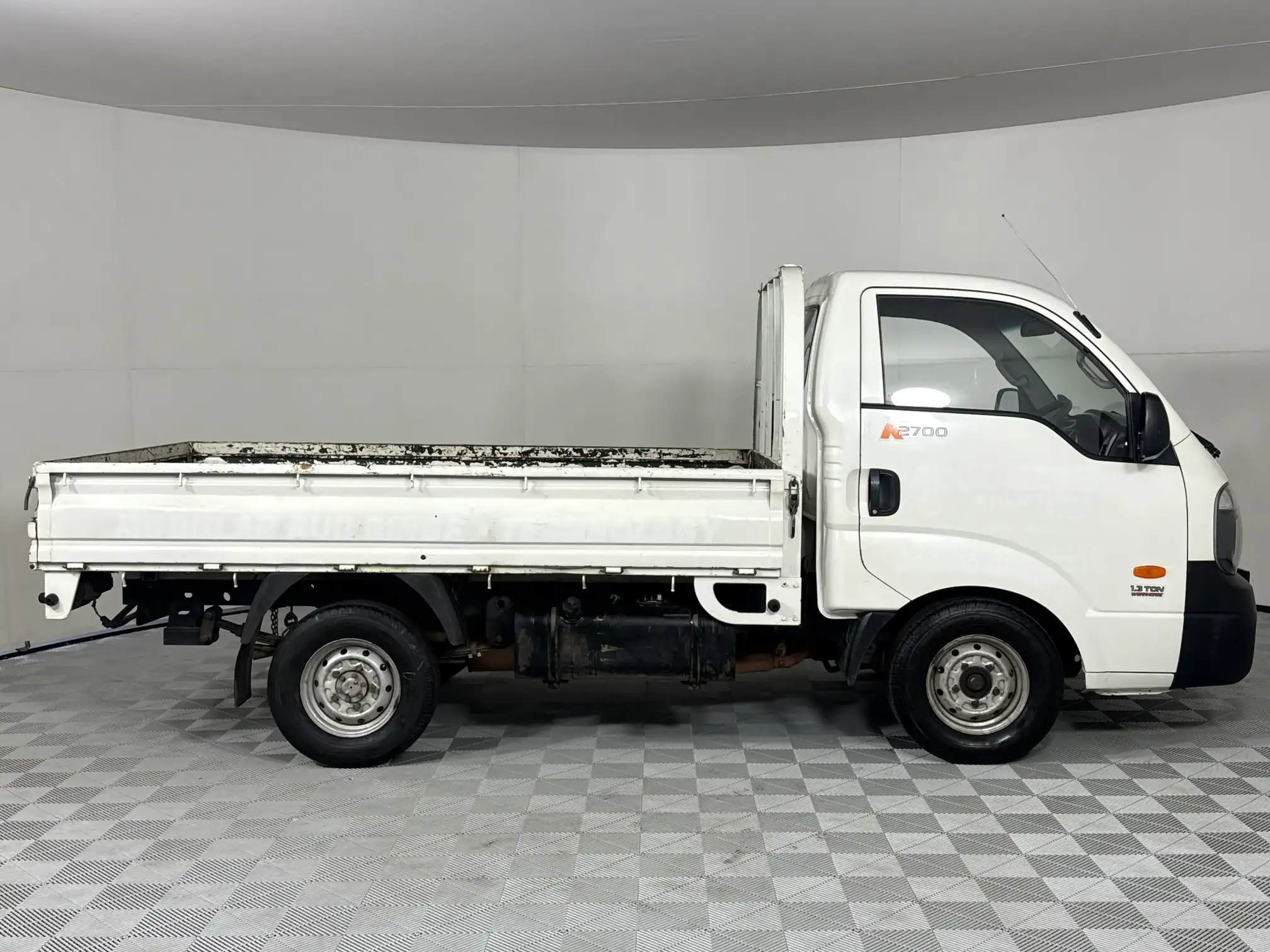 KIA K 2700