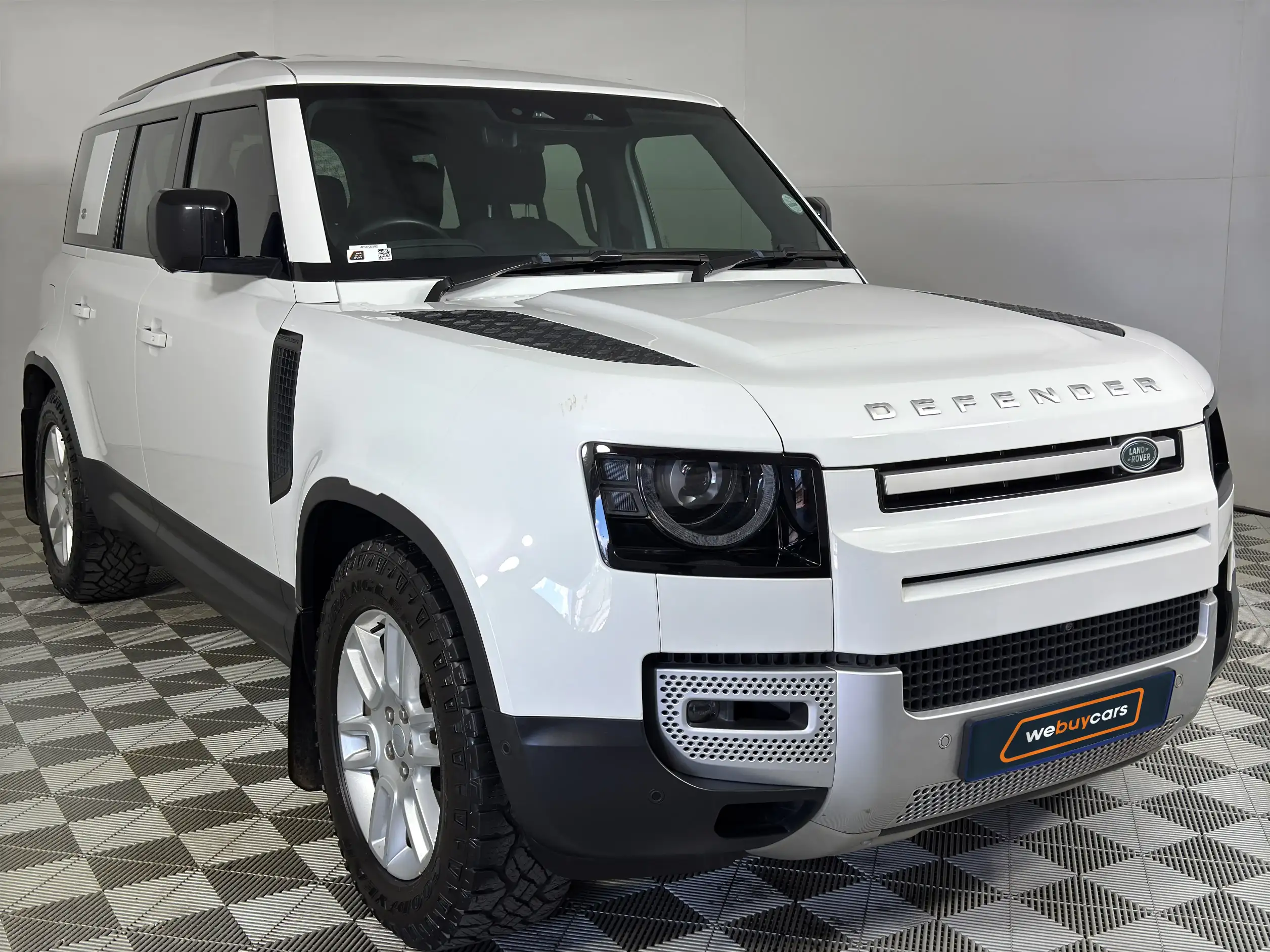 Land Rover Defender 110