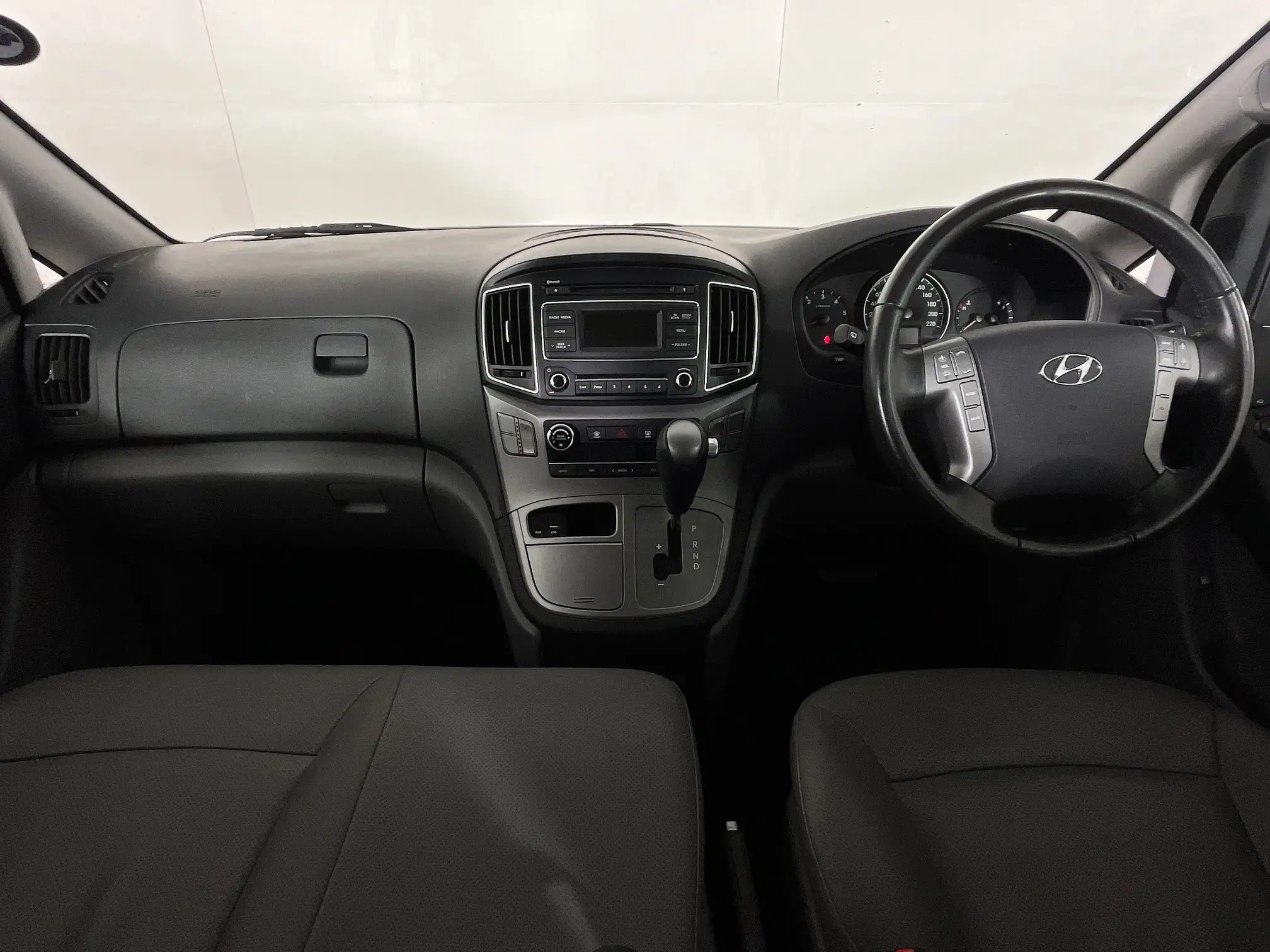 Hyundai H-1