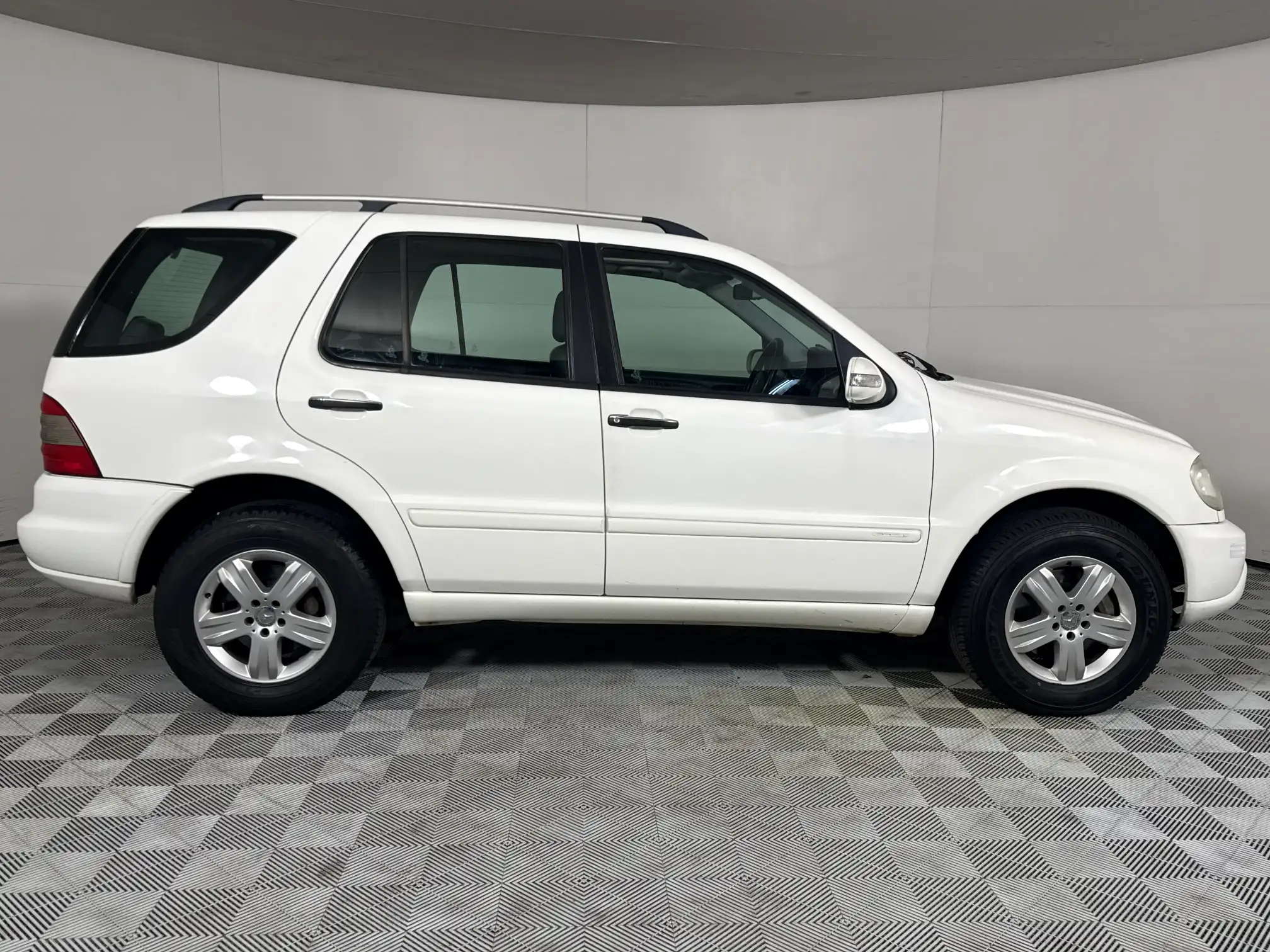Mercedes-Benz M Class