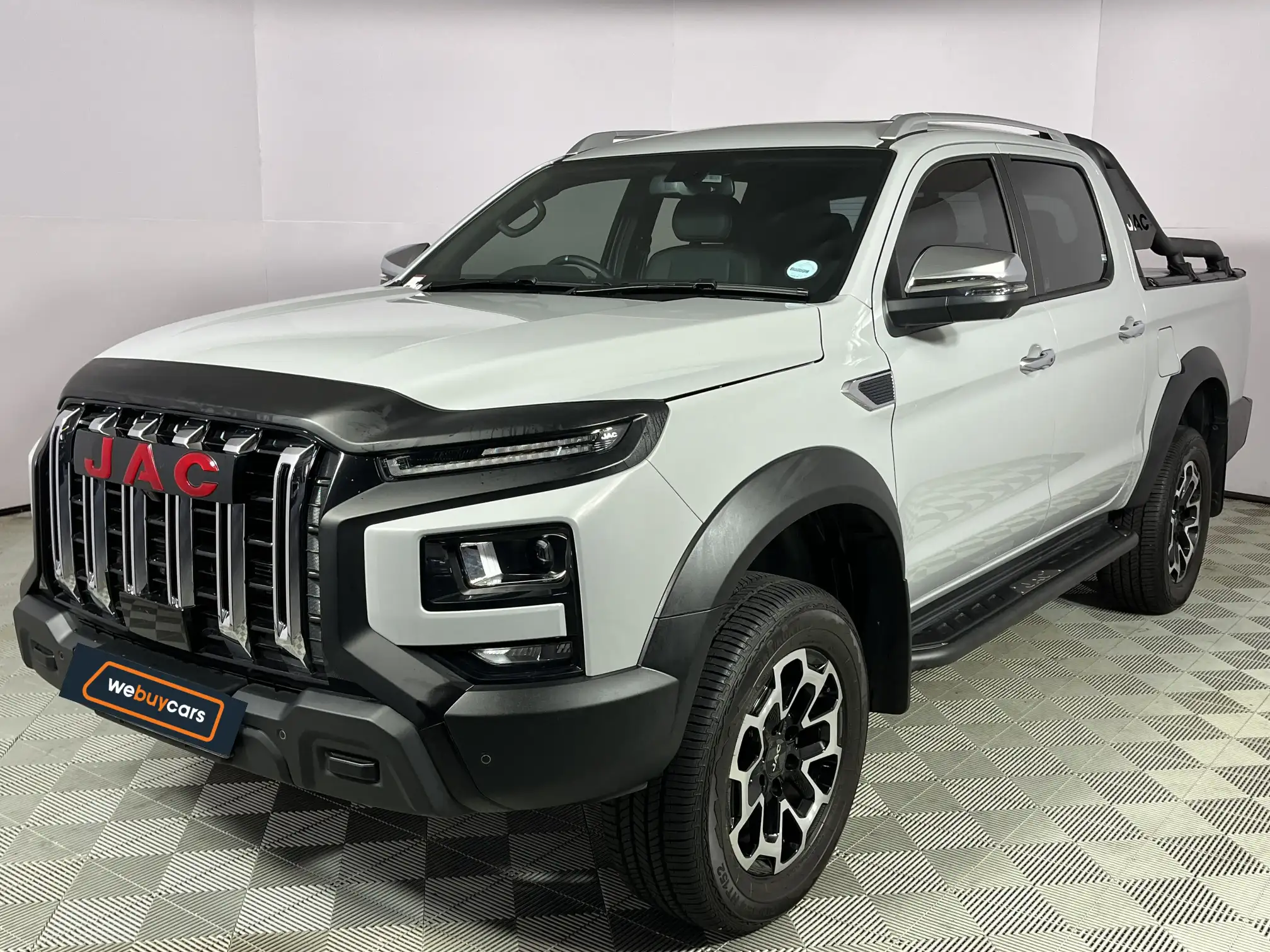 2025 JAC T9