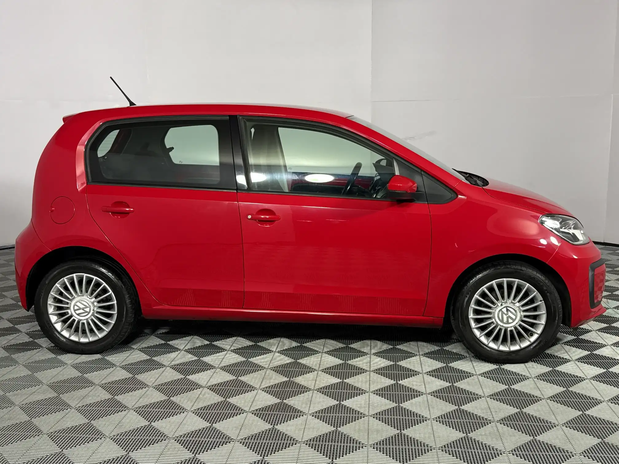 Volkswagen UP