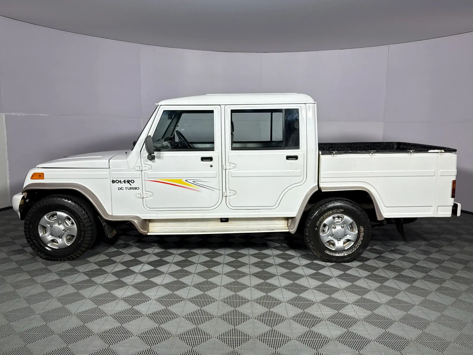 Mahindra Bolero