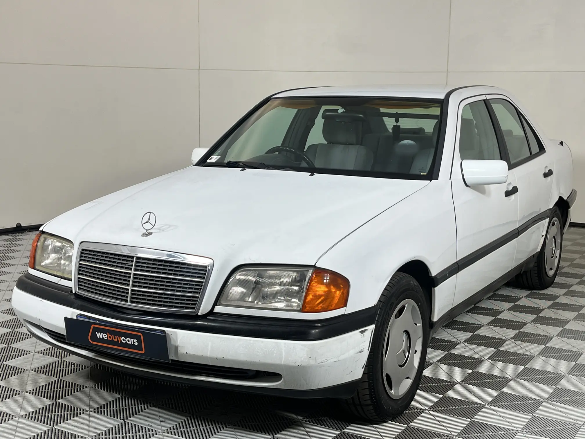 1995 Mercedes-Benz C Class Sedan C220 Classic