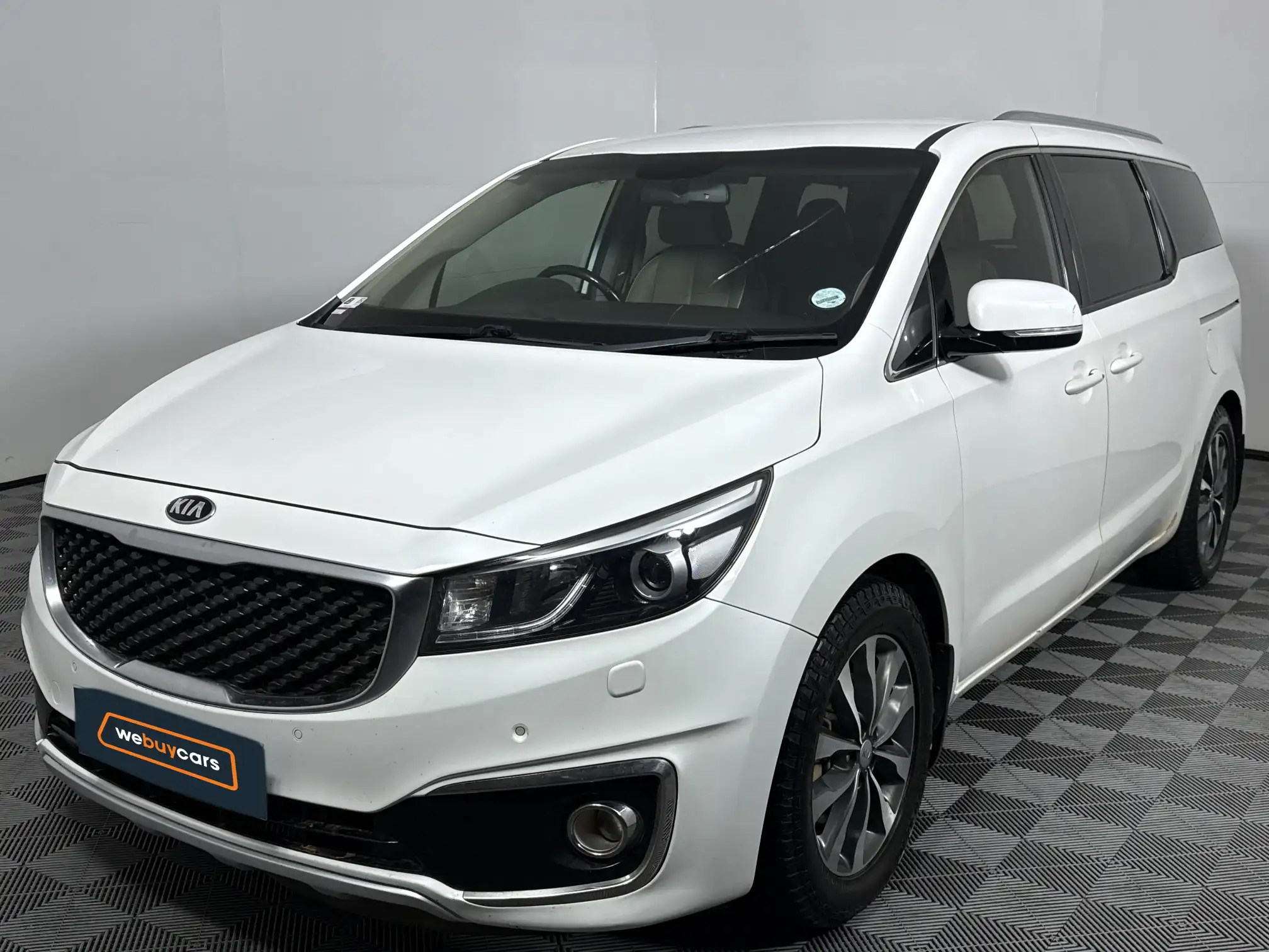 2016 KIA Sedona