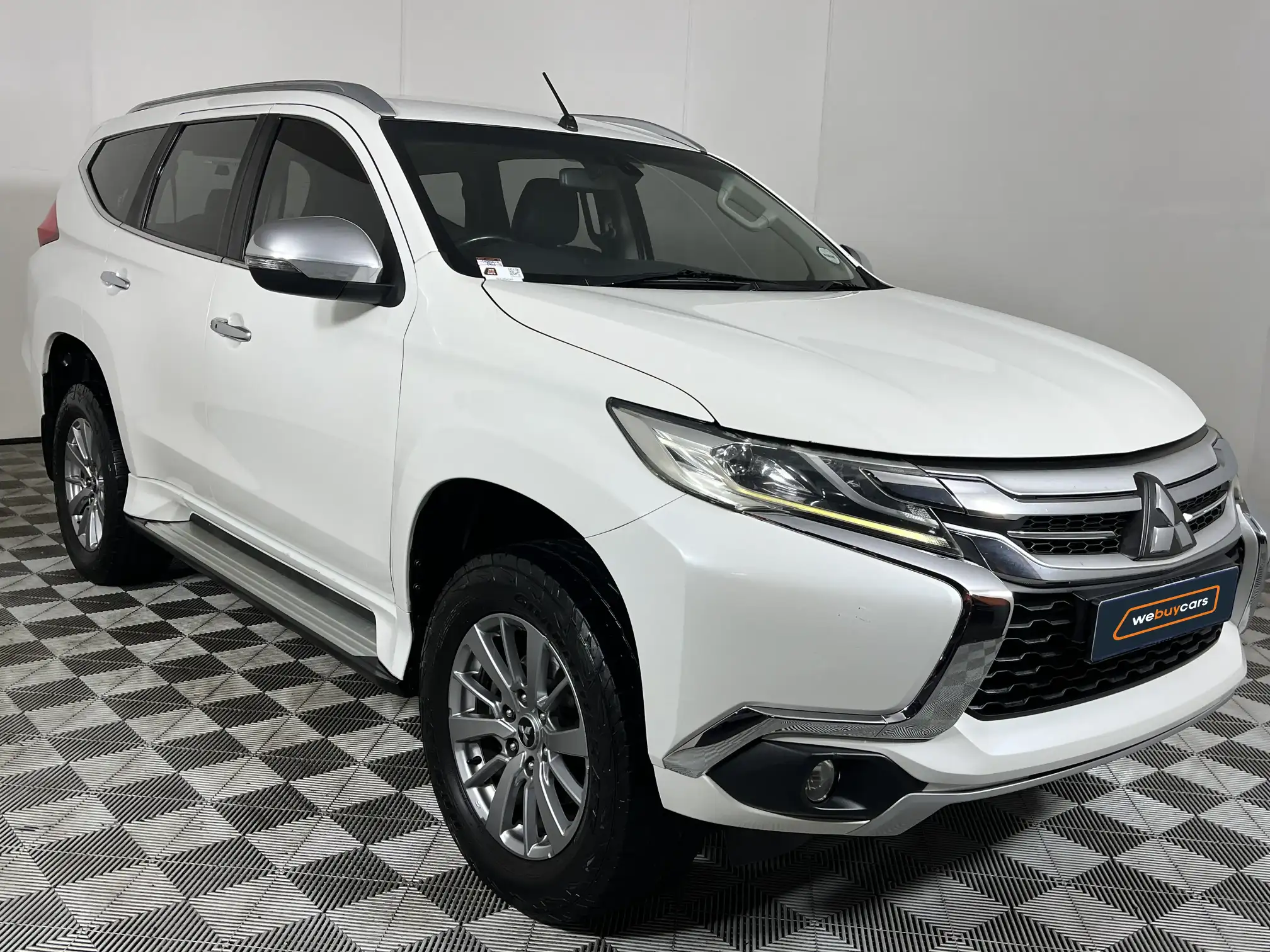 Mitsubishi Pajero Sport