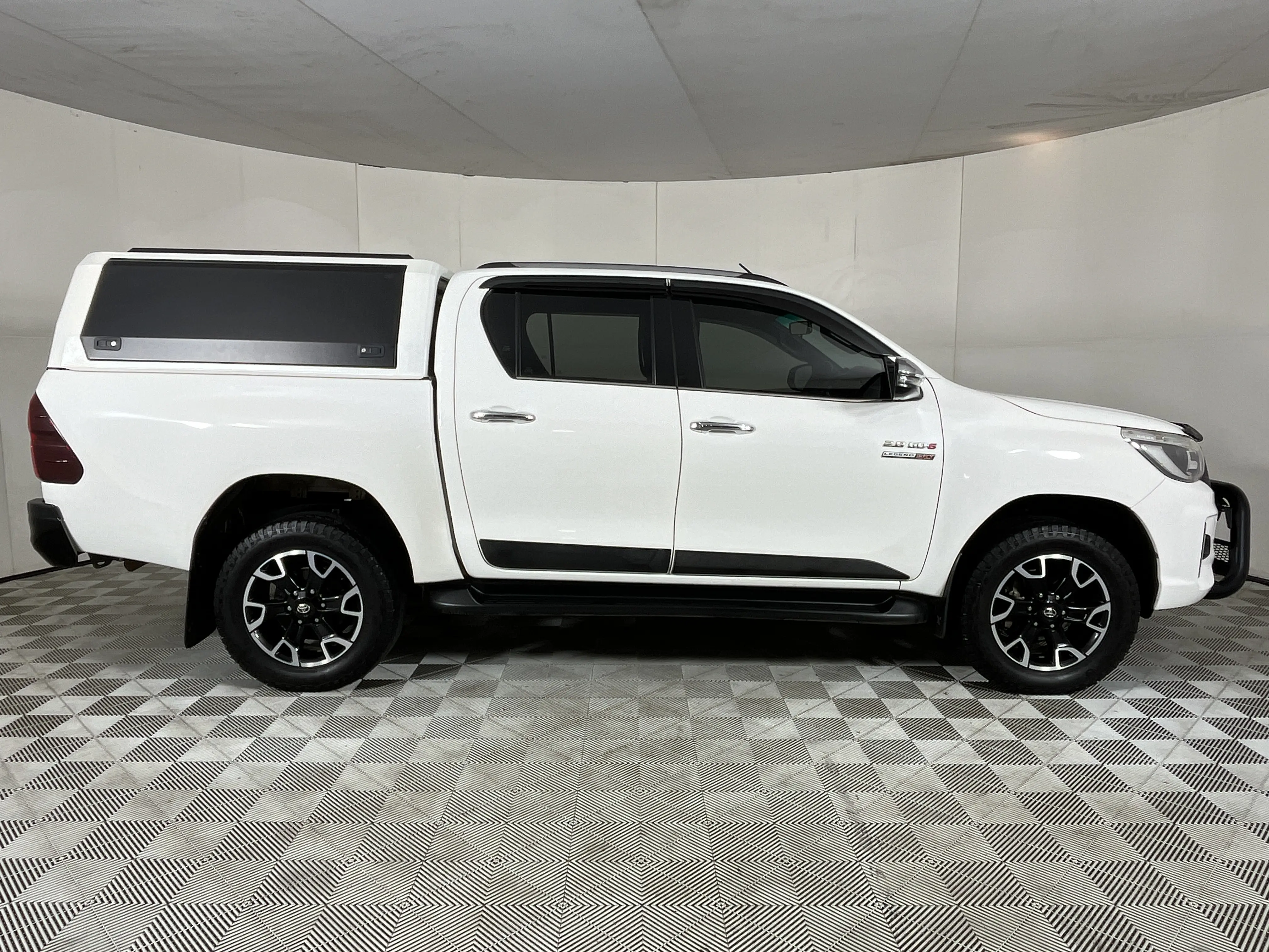 2020 Toyota Hilux 2.8 Gd-6 RB Raider Auto Pick Up Double Cab, photo 4