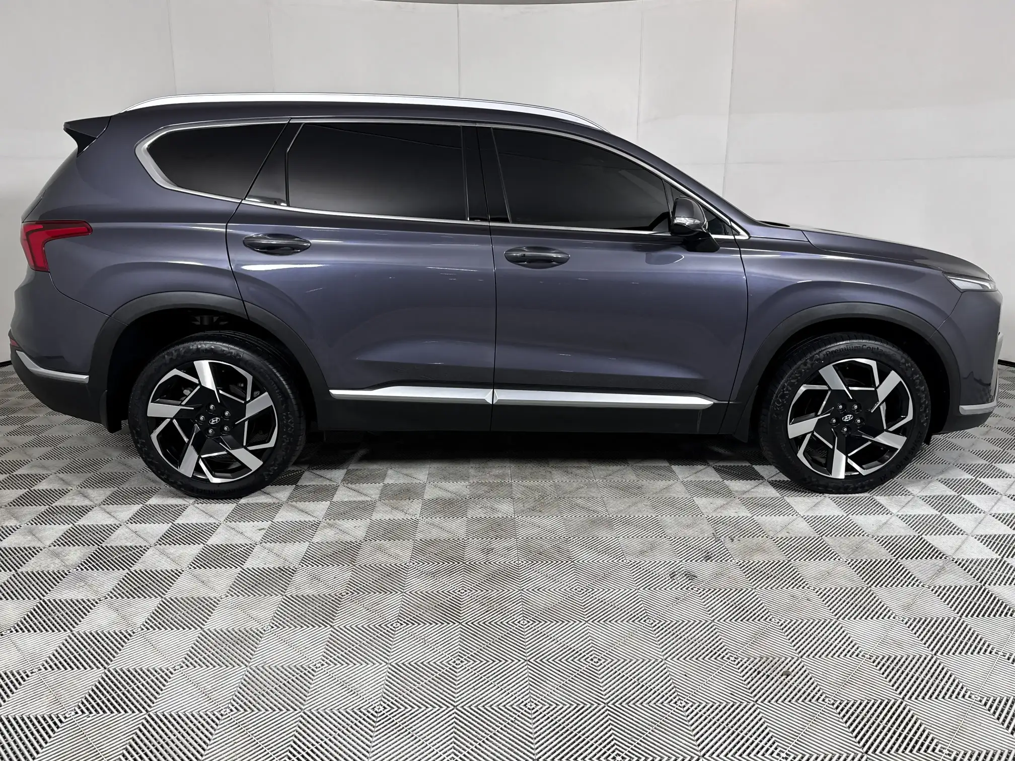 Hyundai Santa-FE