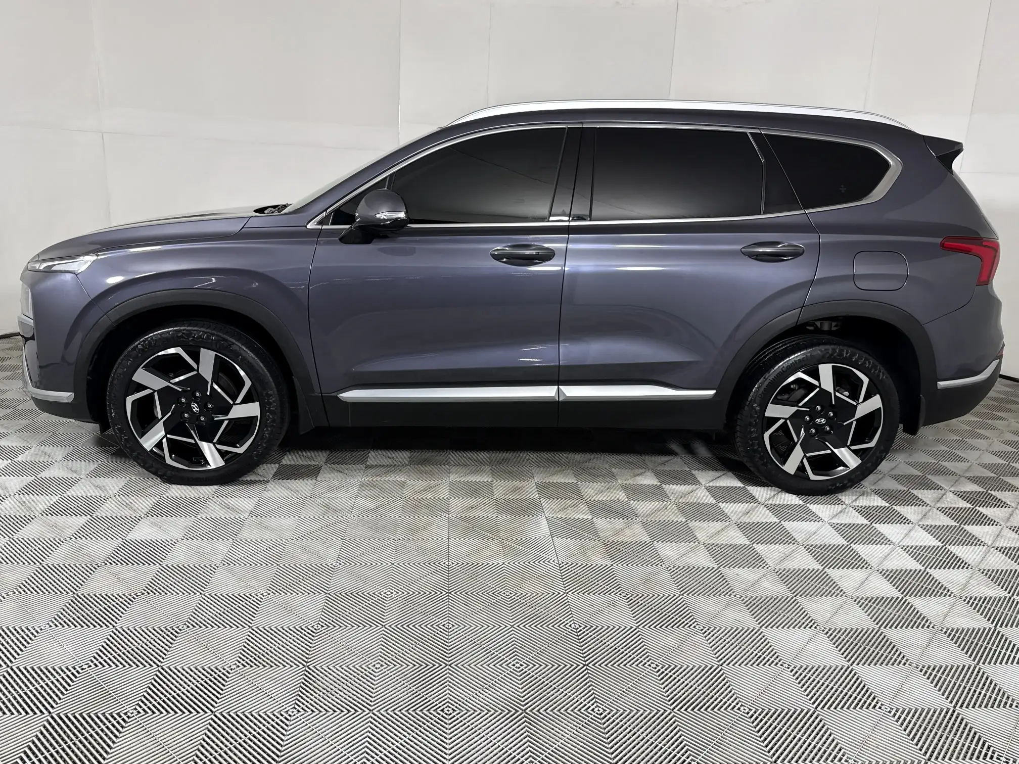 Hyundai Santa-FE