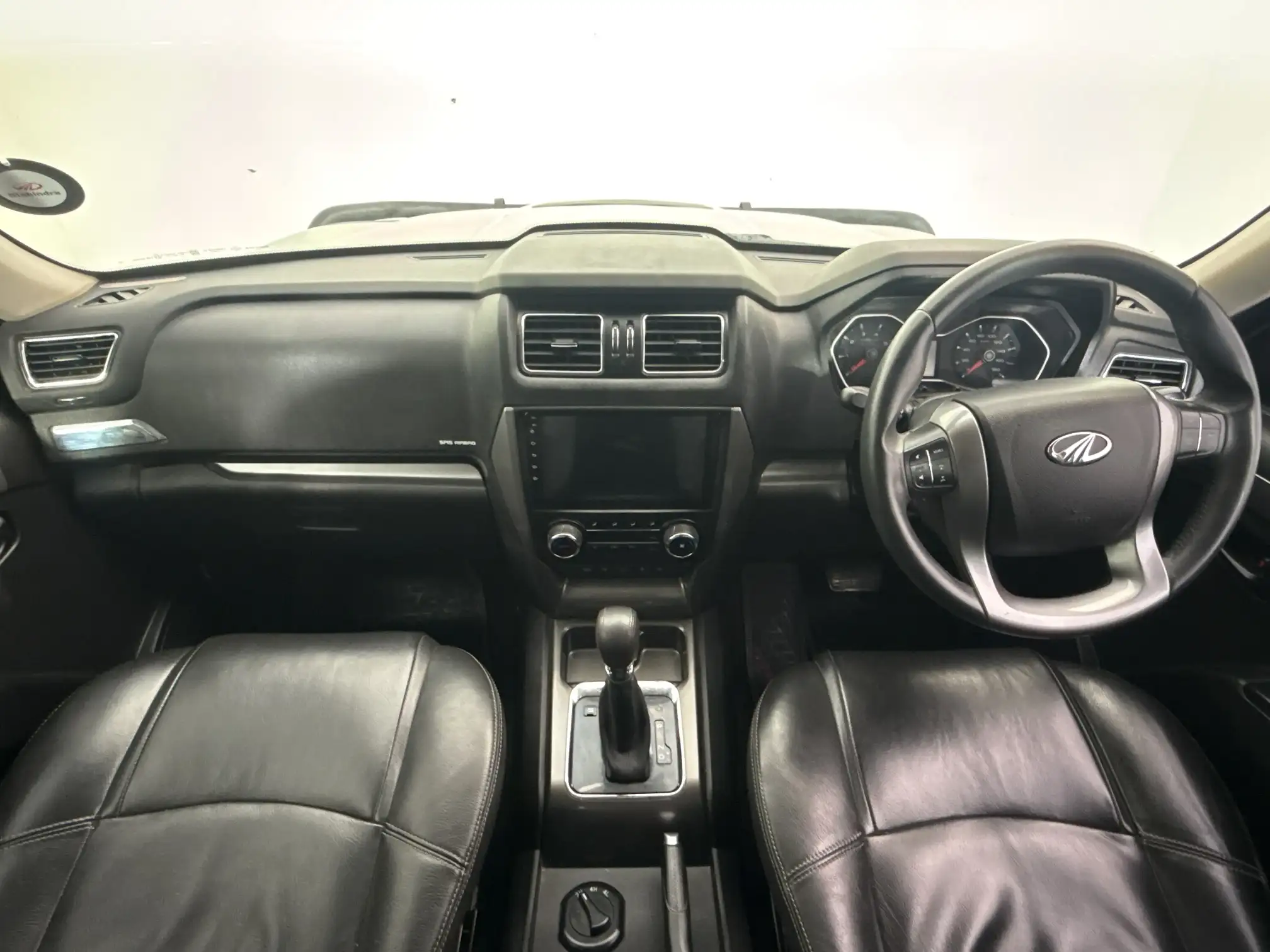 Mahindra PIK UP