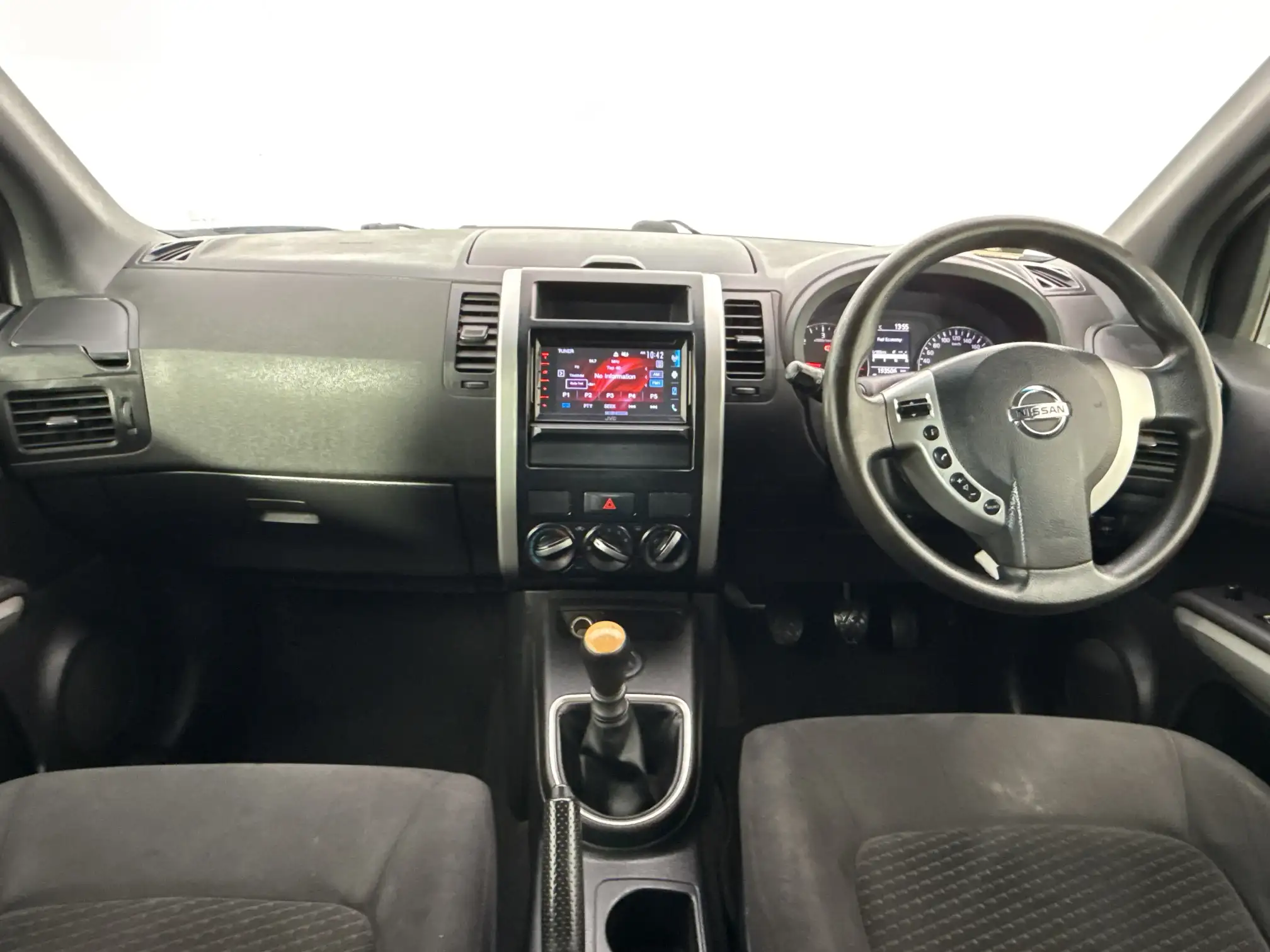 Nissan X Trail