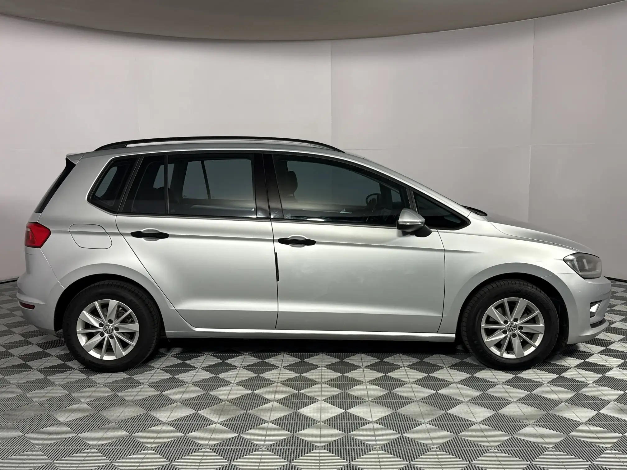 Volkswagen Golf SV