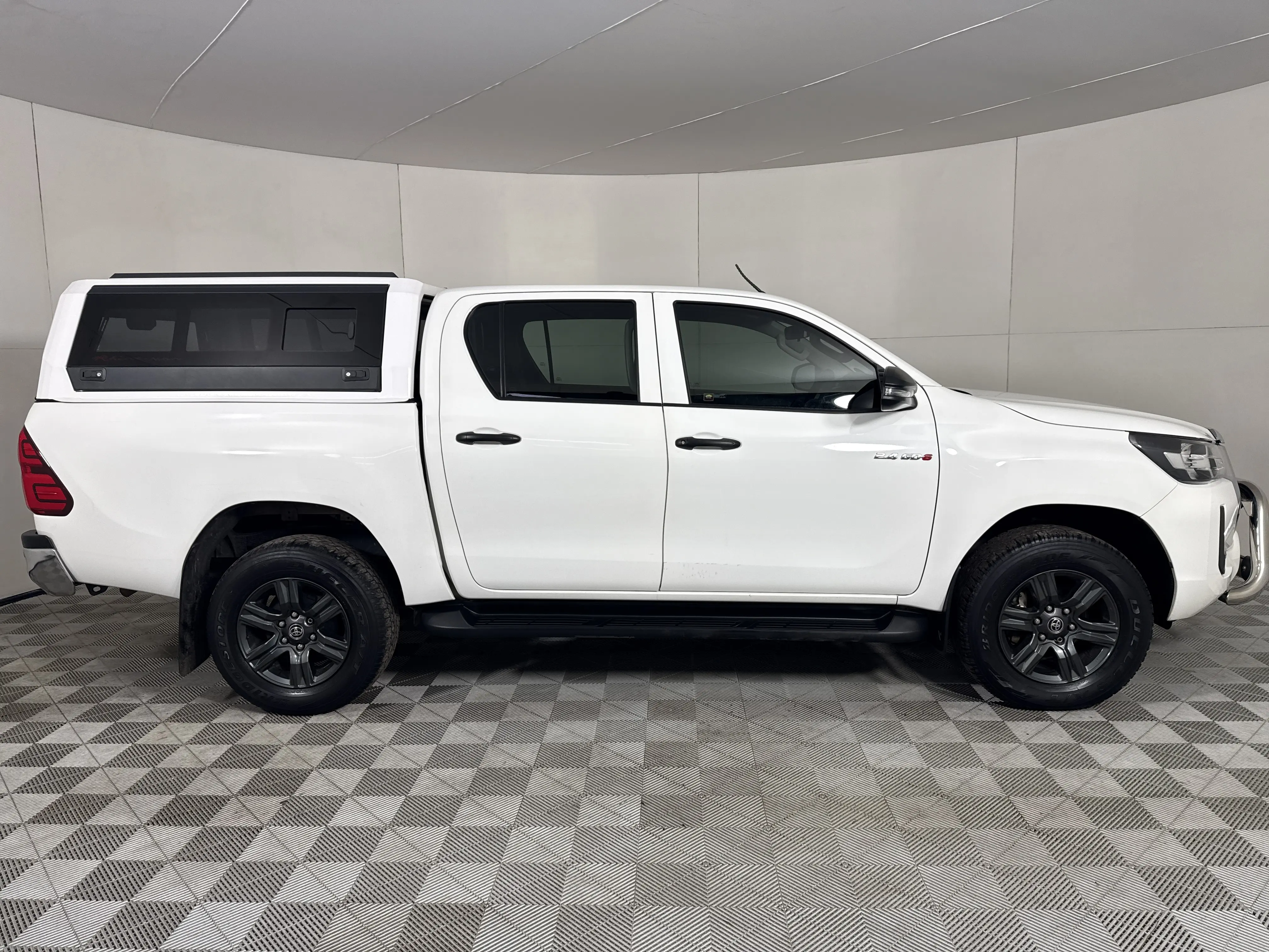 2021 Toyota Hilux 2.4 Gd-6 RB Raider Auto Pick Up Double Cab, photo 4