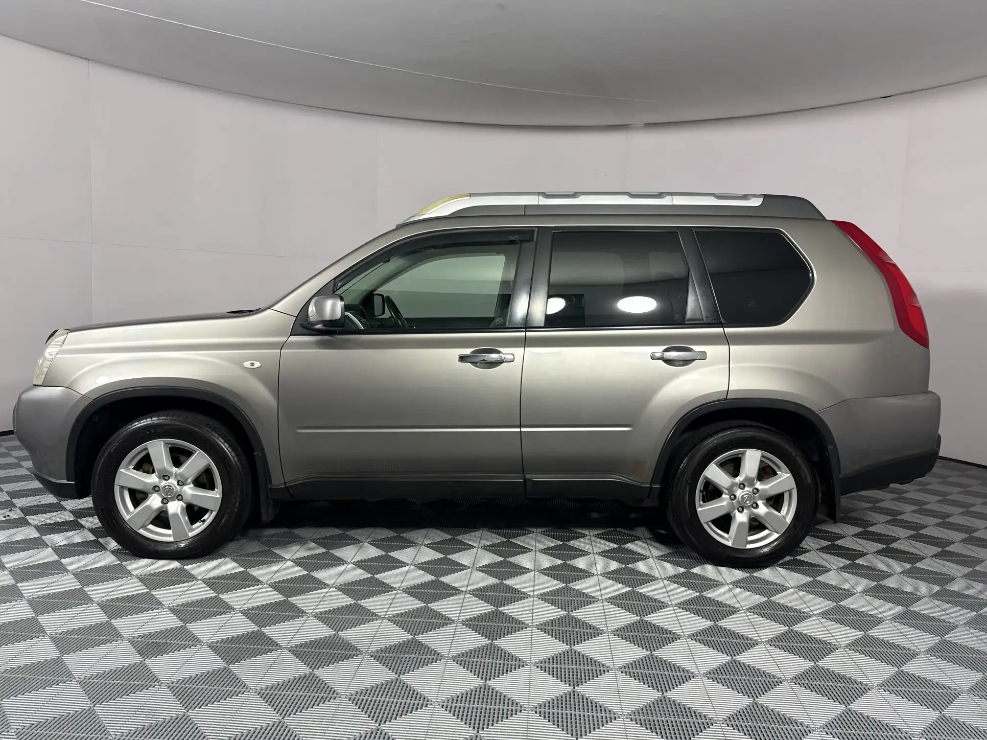Nissan X Trail