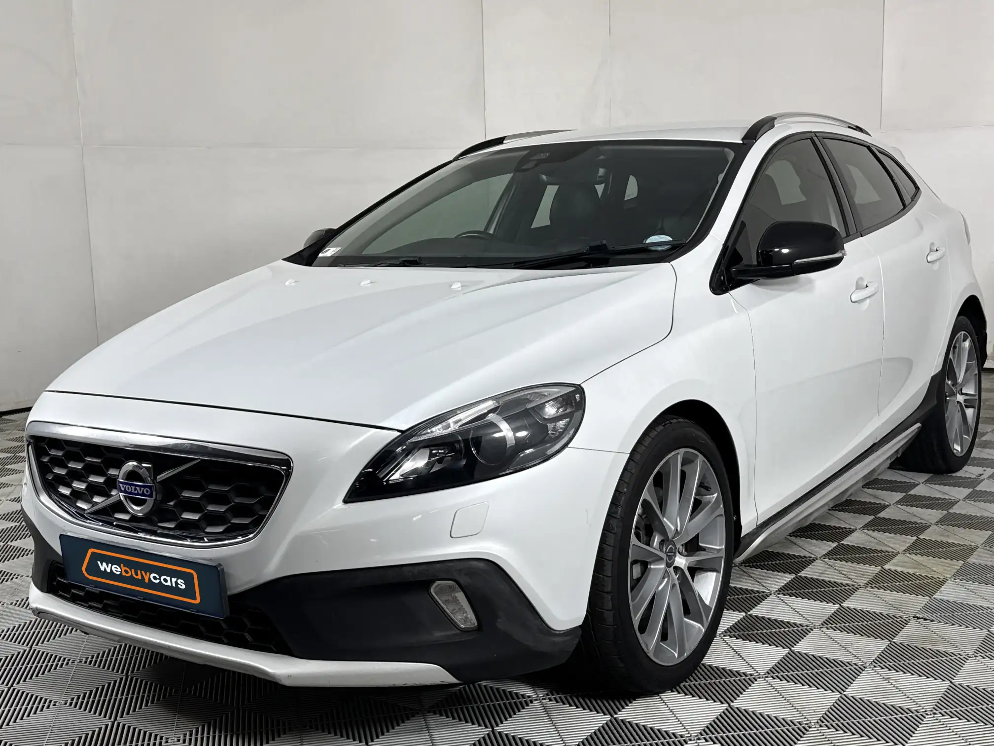 2016 Volvo V40