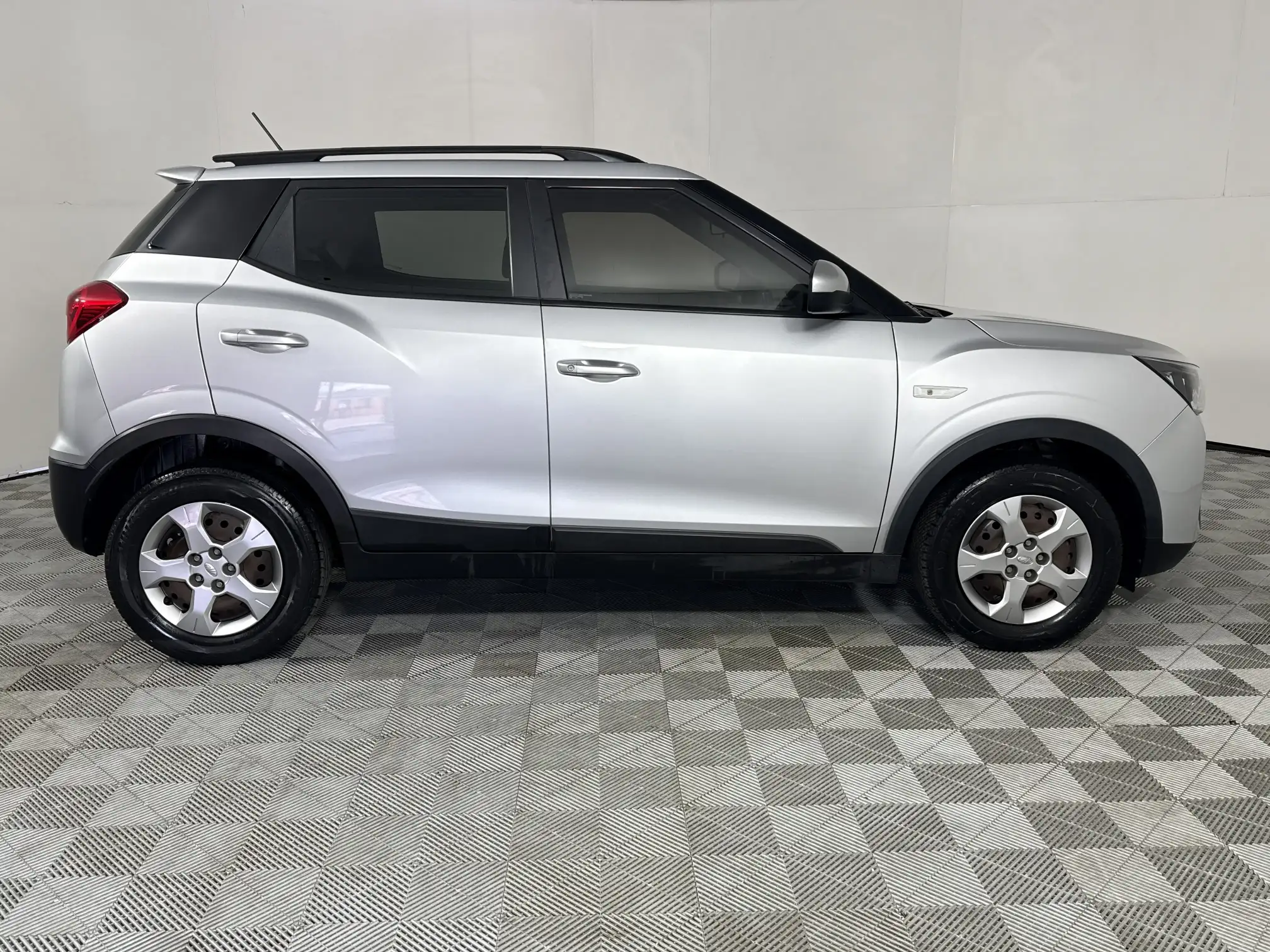 Mahindra Xuv300