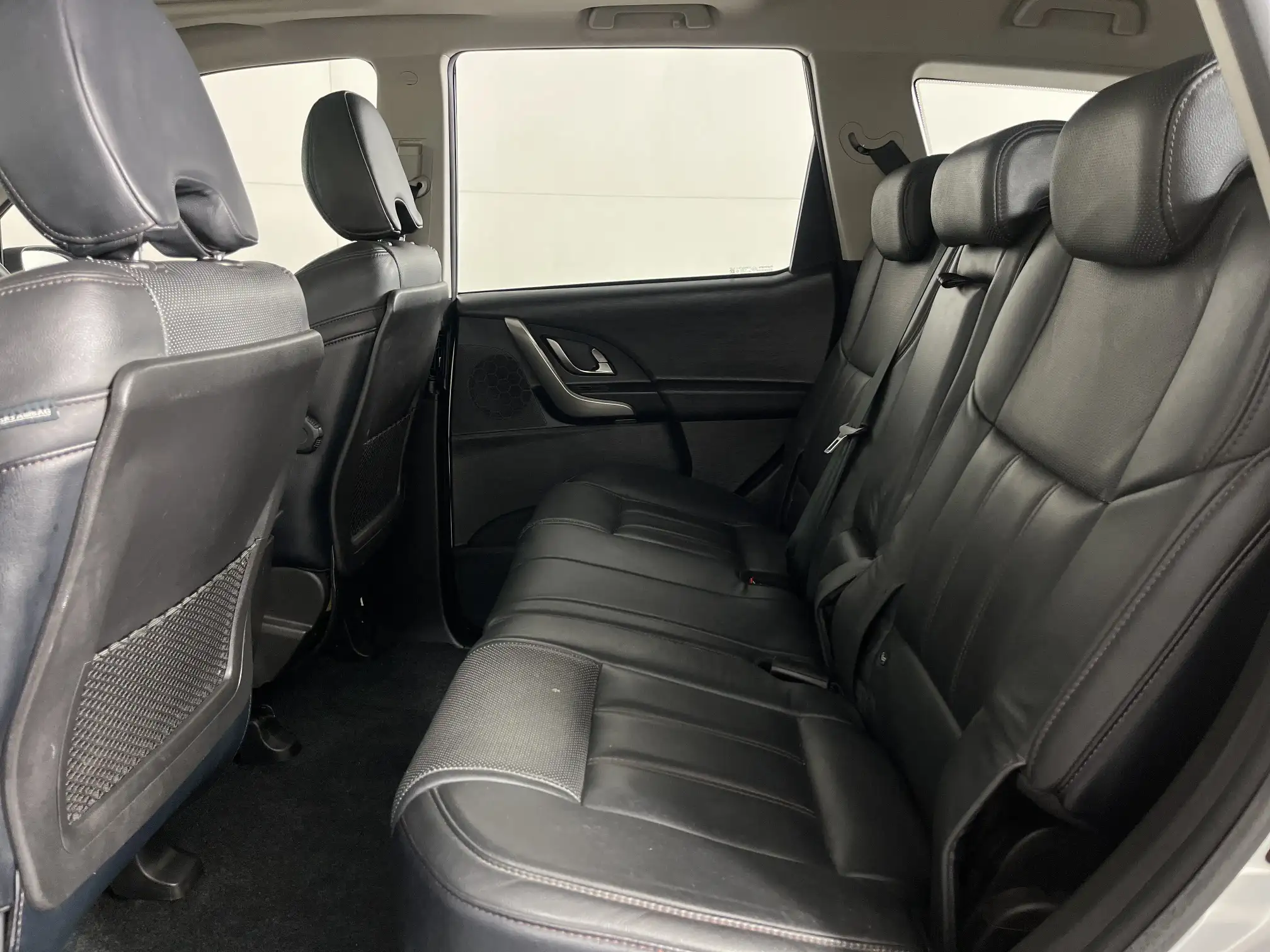 Mahindra XUV