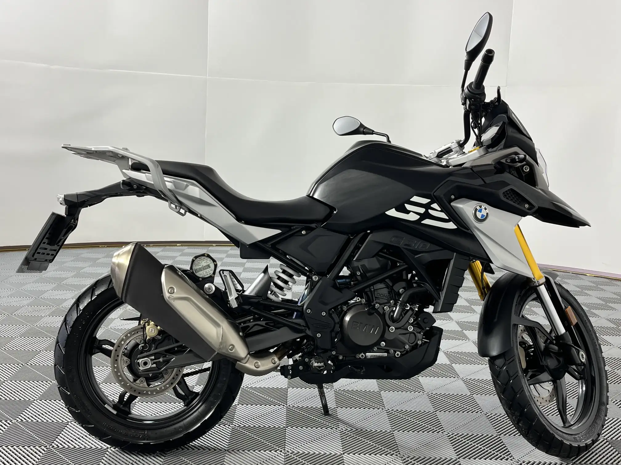 2025 BMW C