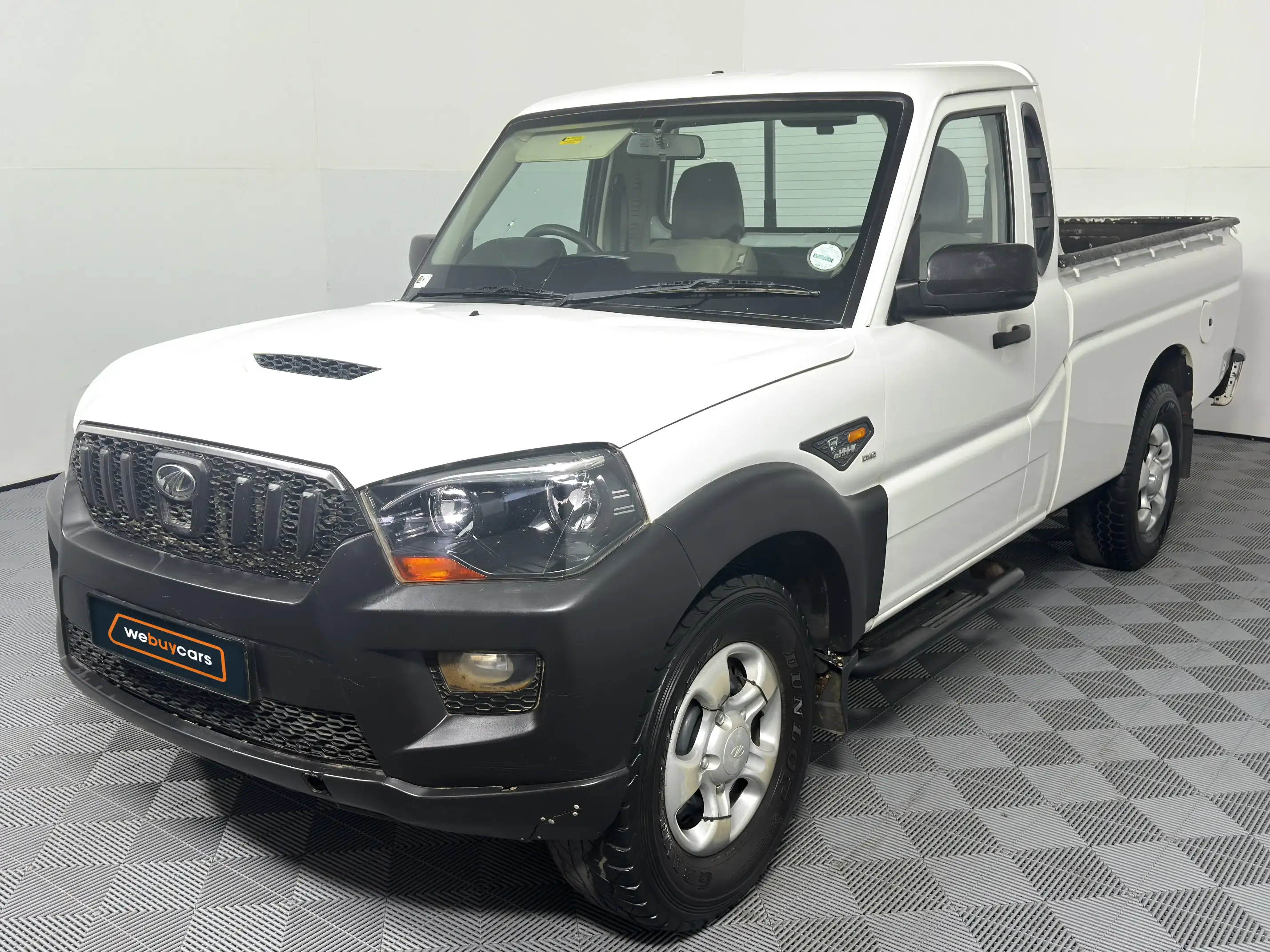 2020 Mahindra PIK UP