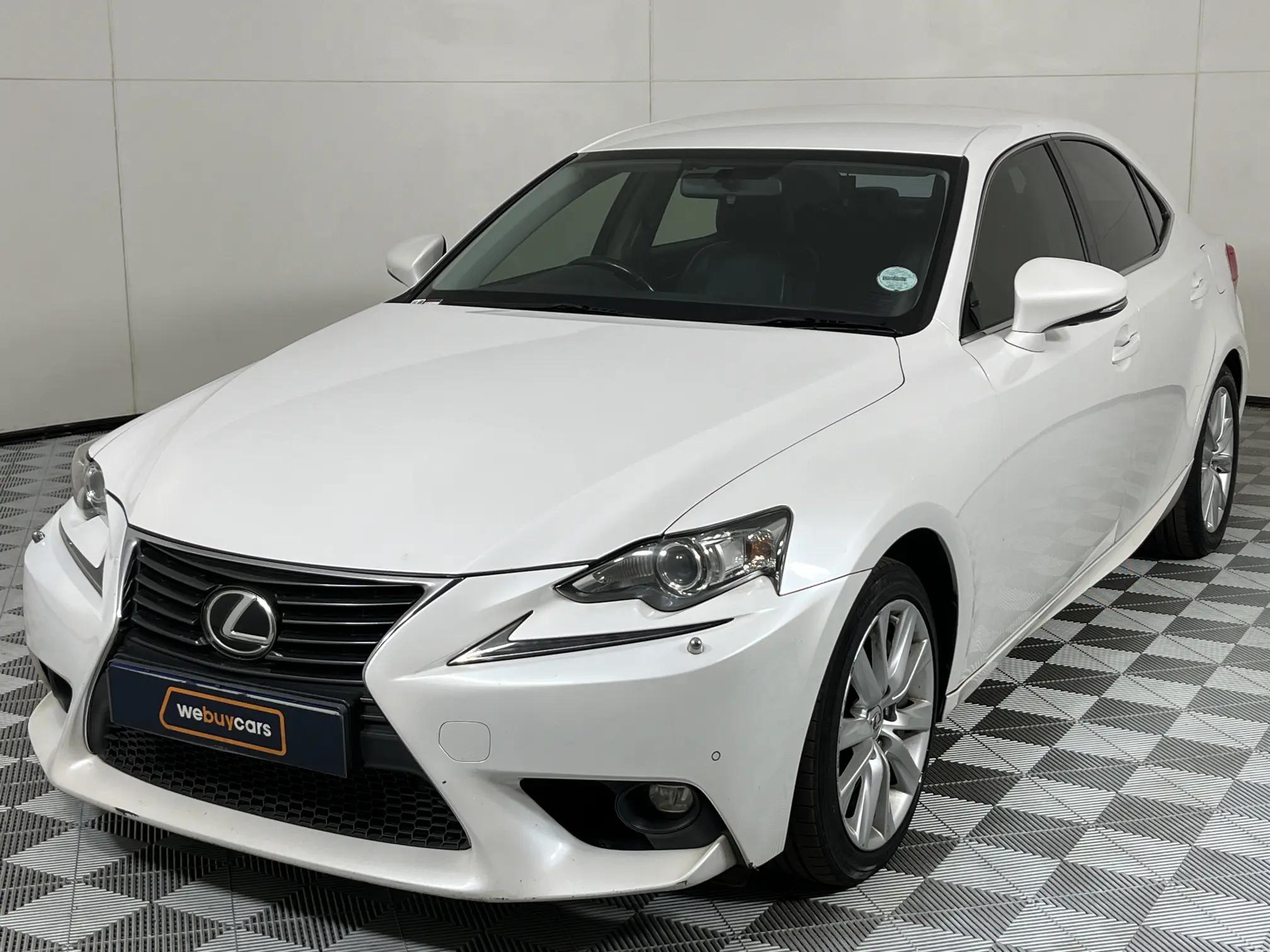 Lexus IS 200T EX