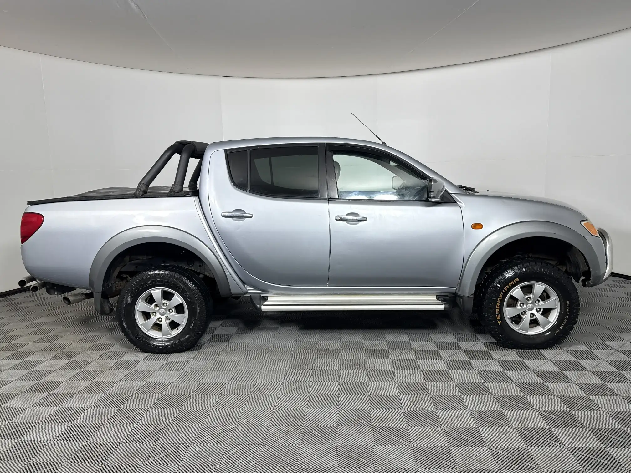 Mitsubishi Triton