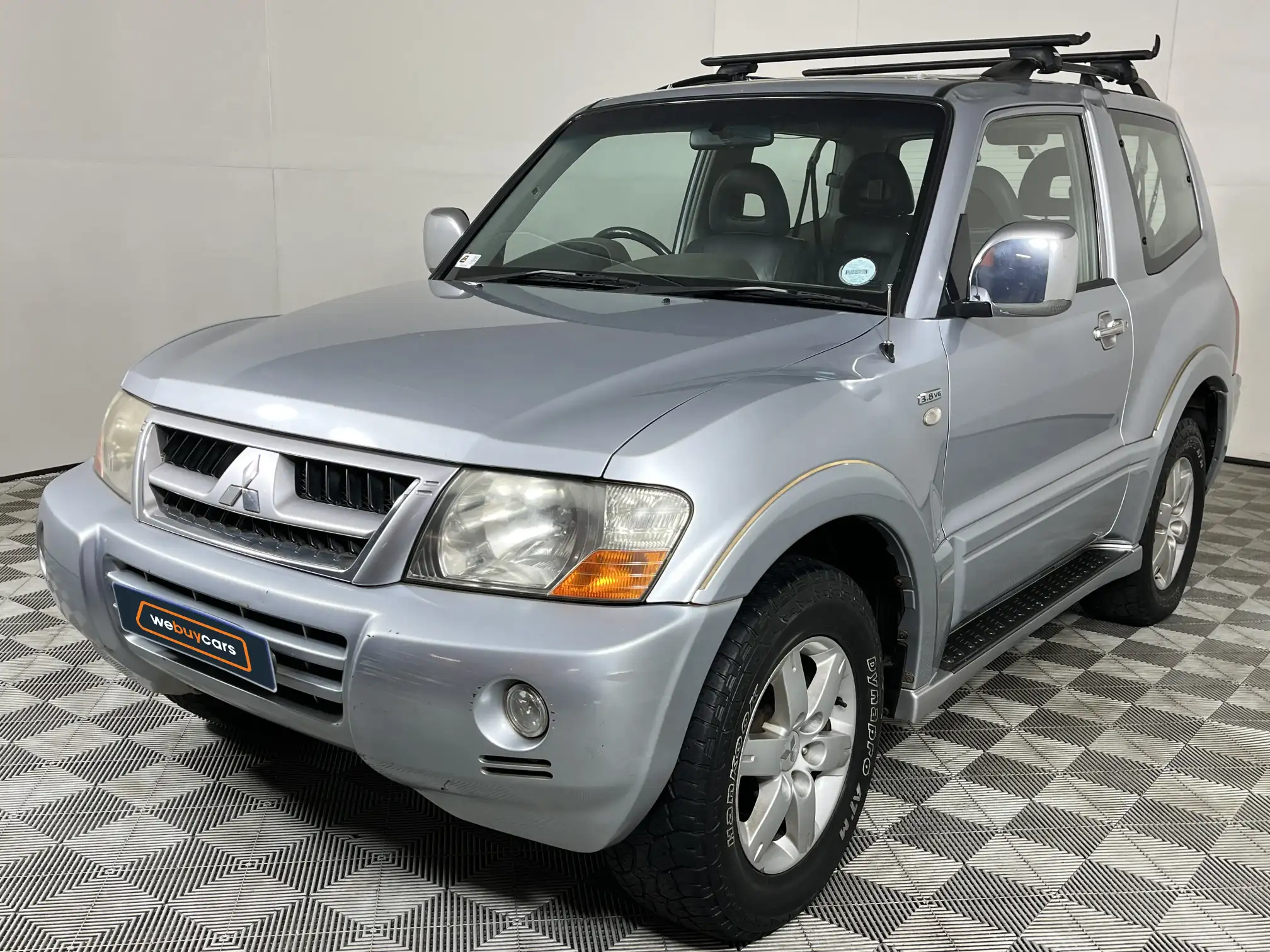 2004 Mitsubishi Pajero