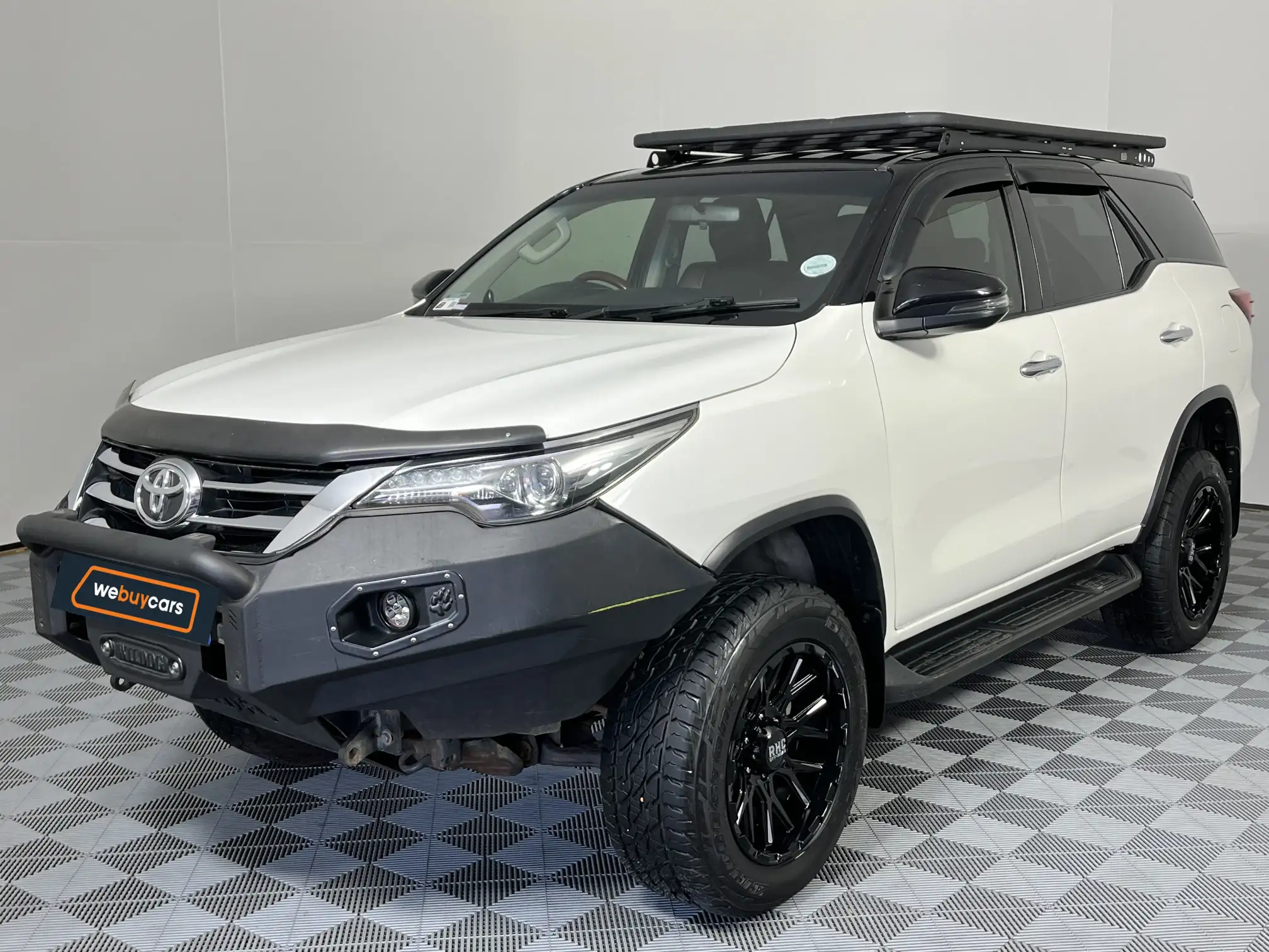 2020 Toyota Fortuner 2.8gd-6 4x4 Epic Black Auto at Montana (GP) for sale R481900