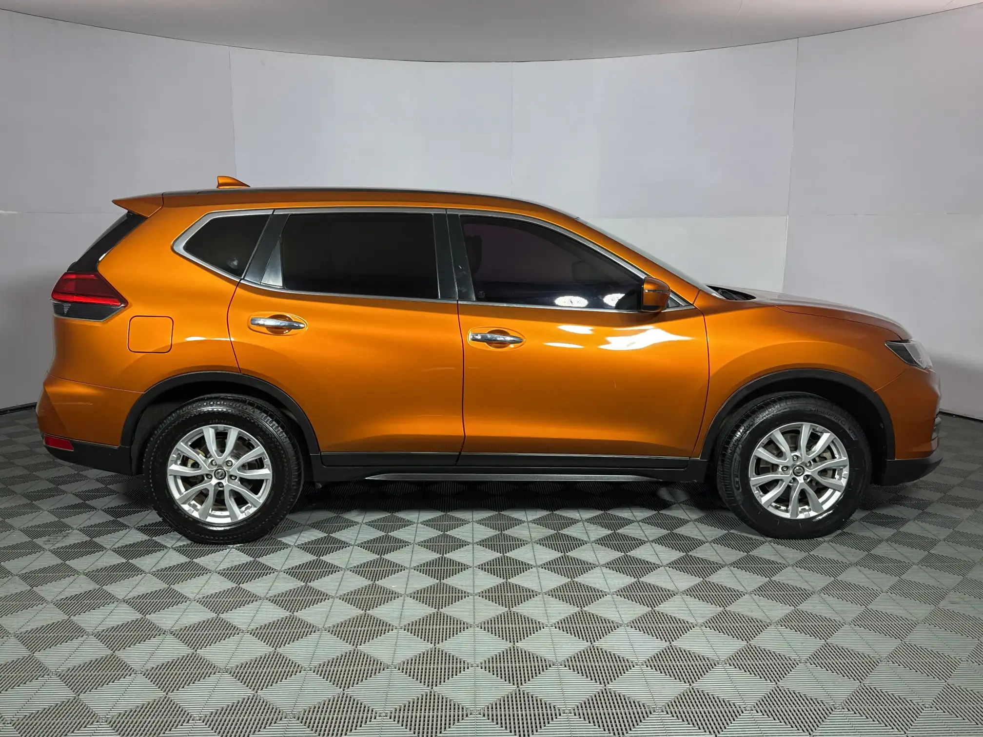 Nissan X Trail