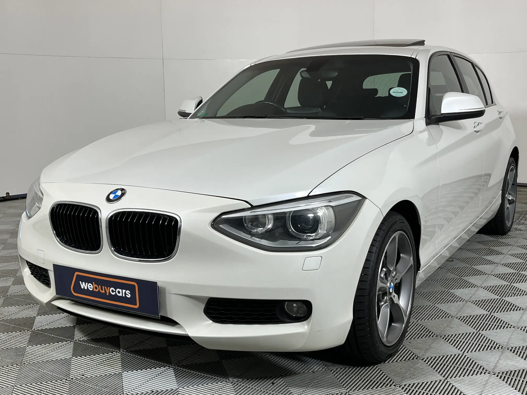 2015 BMW 1 Series 116i M Sport 5-Door Auto (F20)