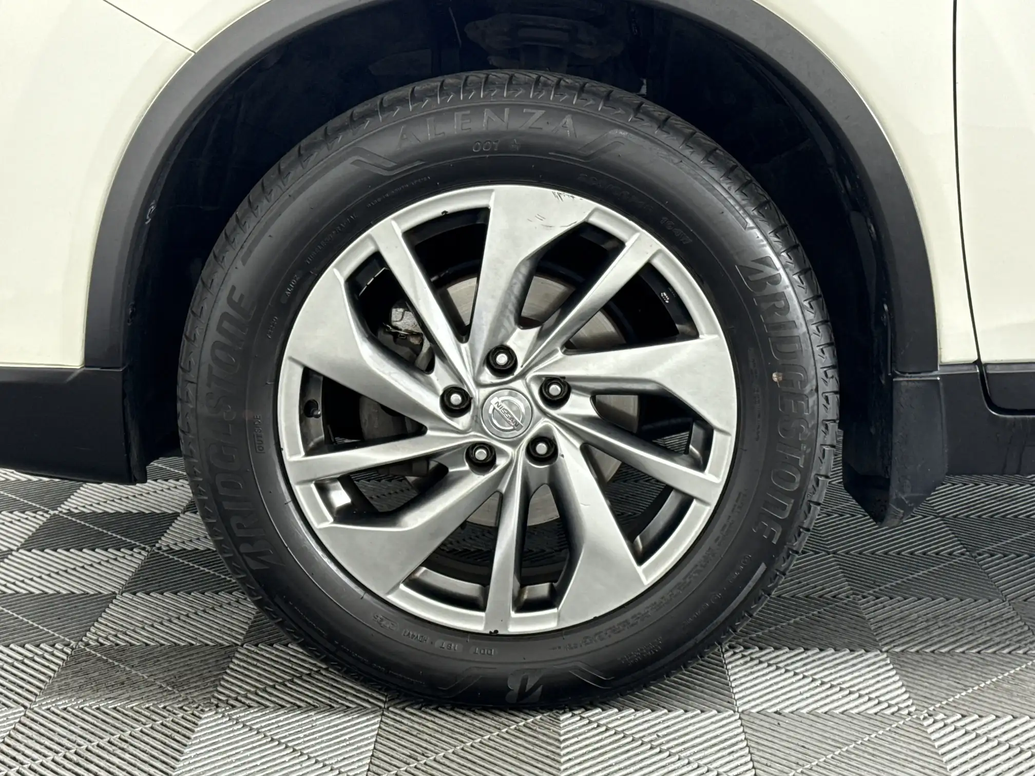 Nissan X Trail