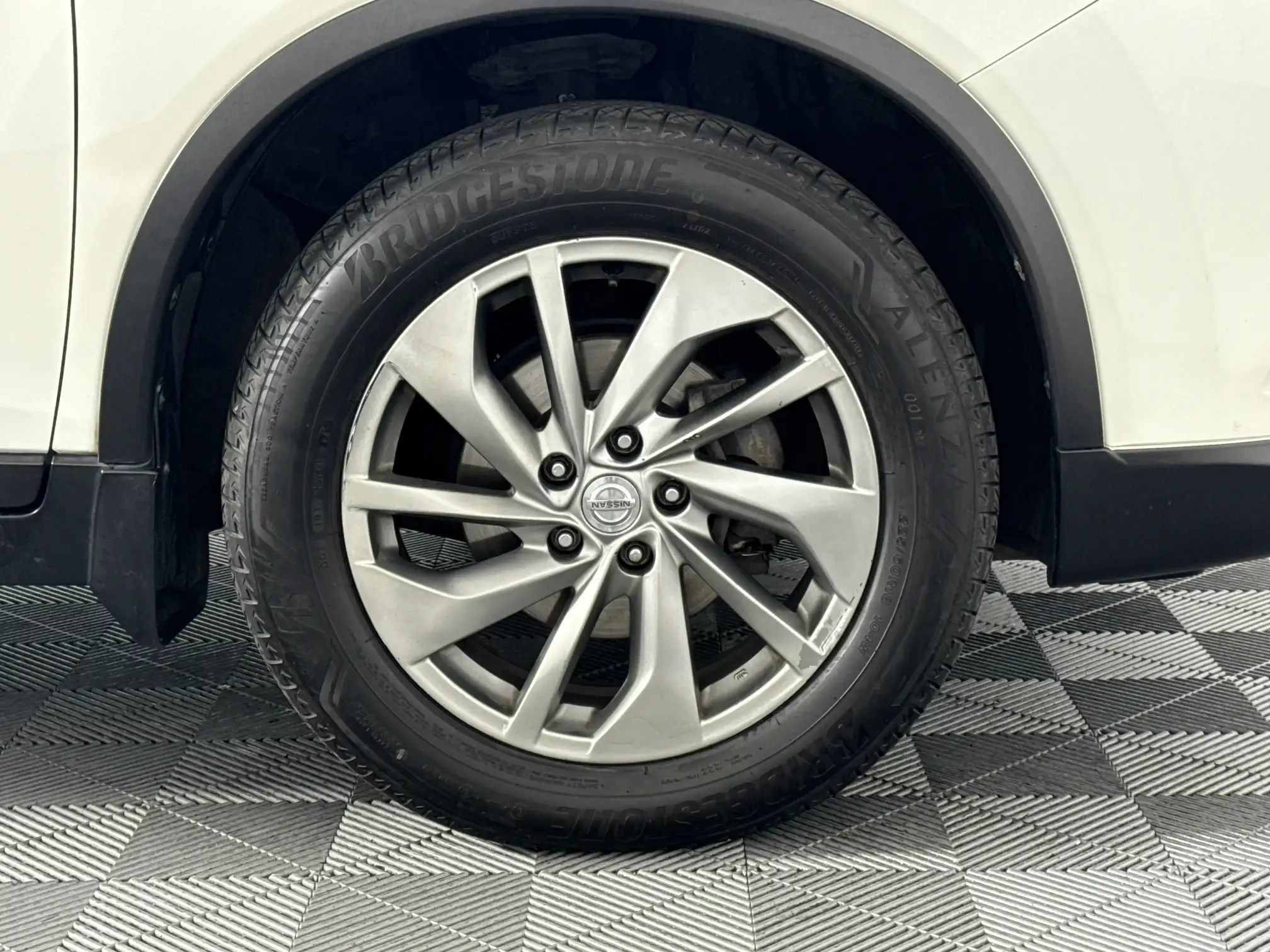 Nissan X Trail