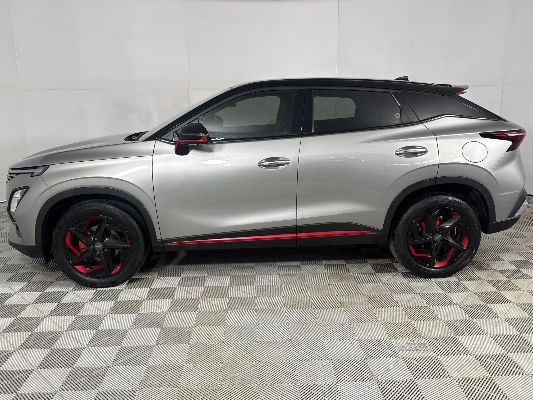 Chery Omoda
