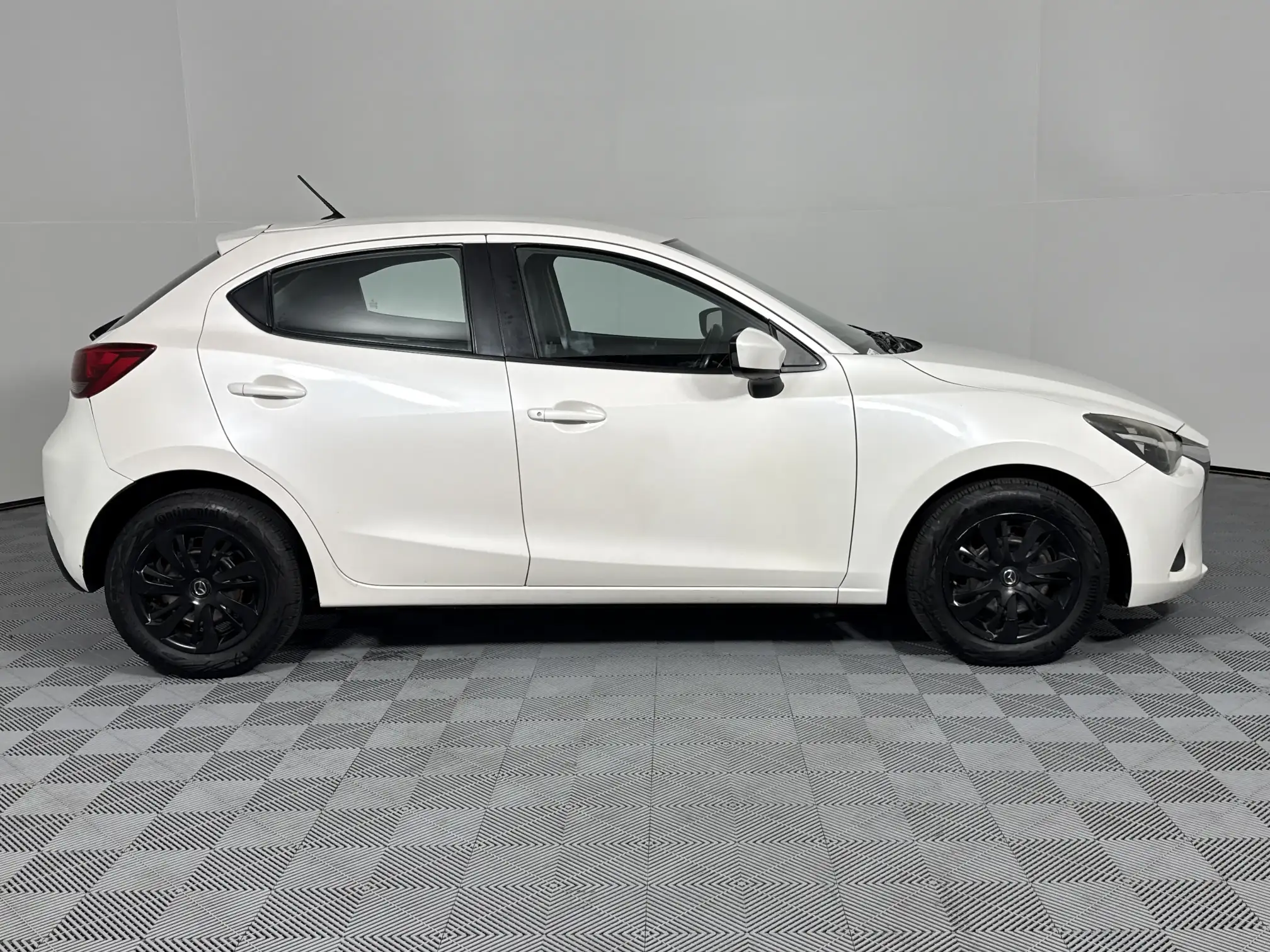 Mazda Mazda 2