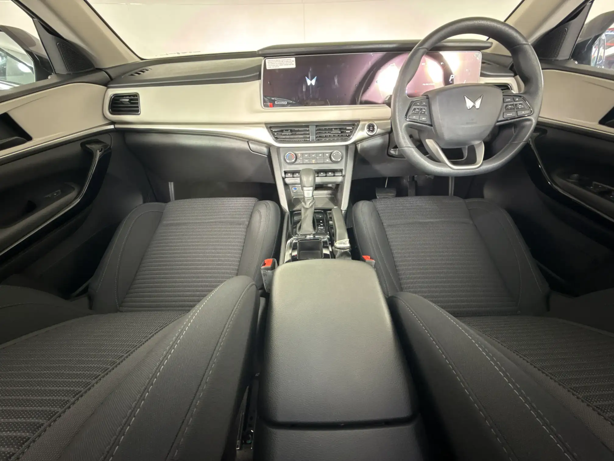 Mahindra XUV 700