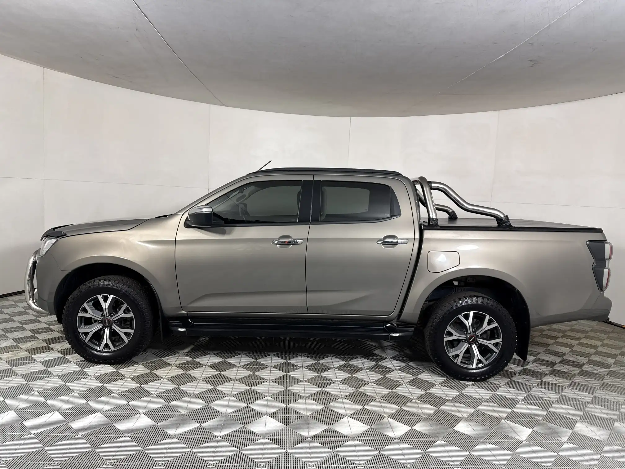 Isuzu D-MAX