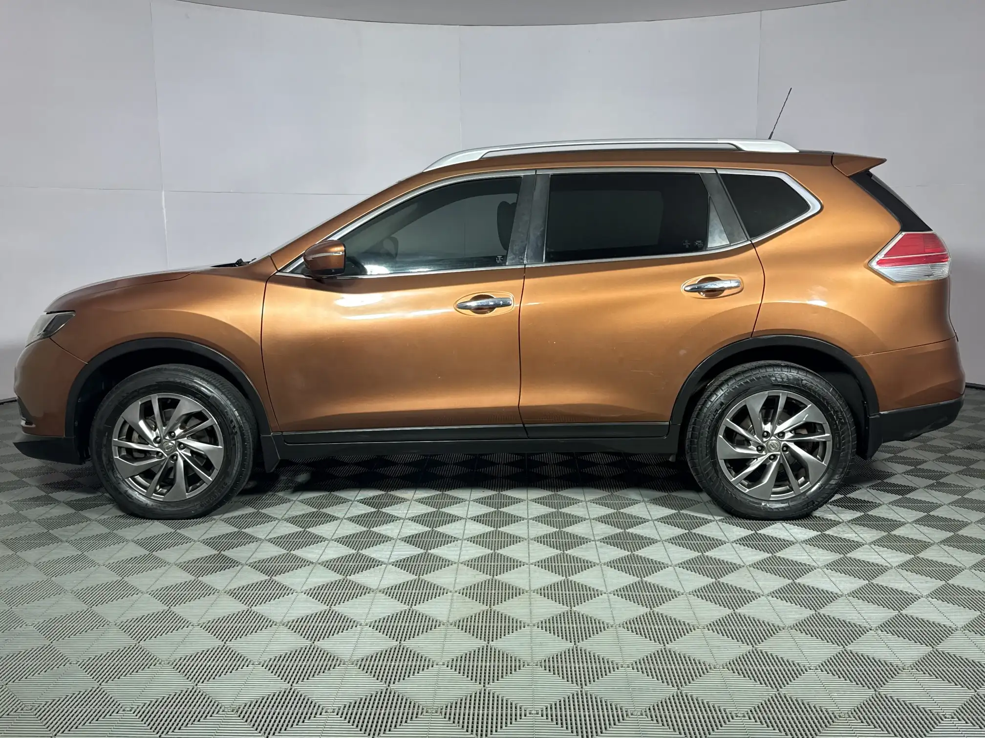 Nissan X Trail