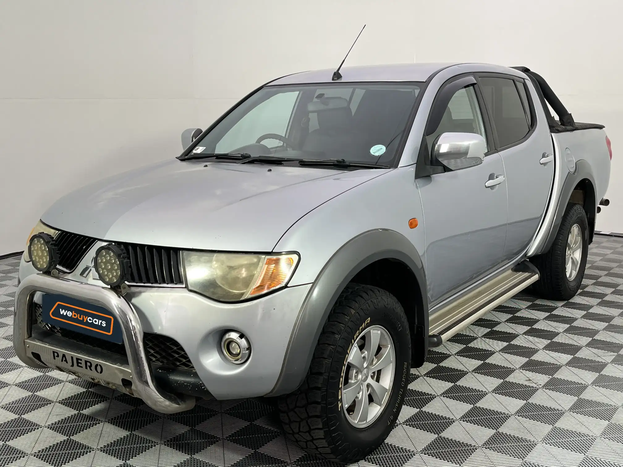 2006 Mitsubishi Triton