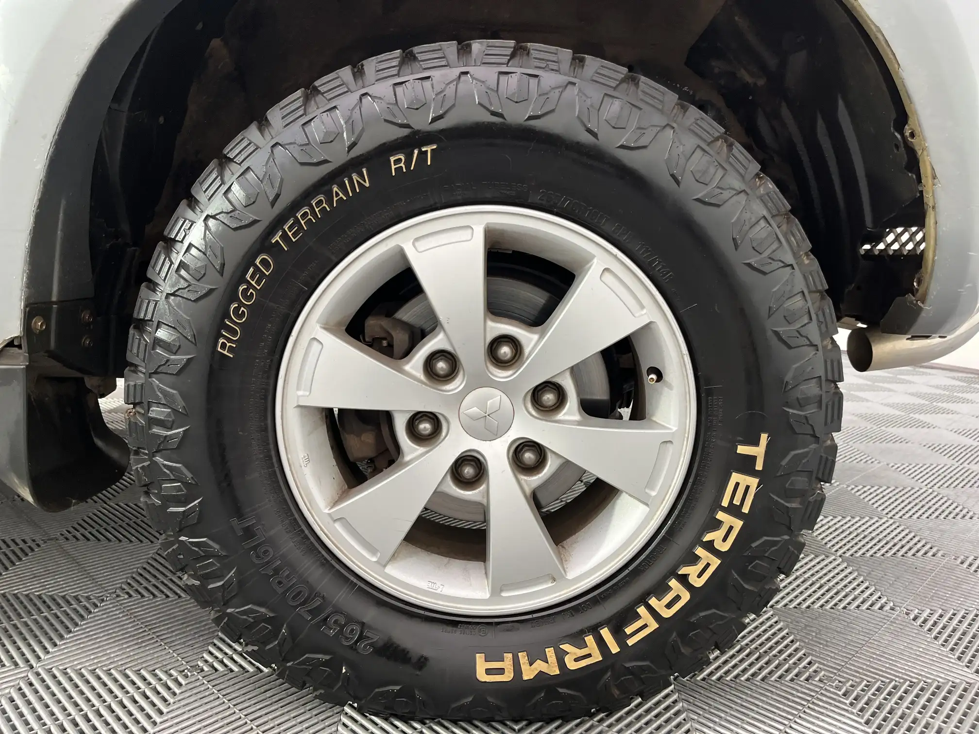 Mitsubishi Triton