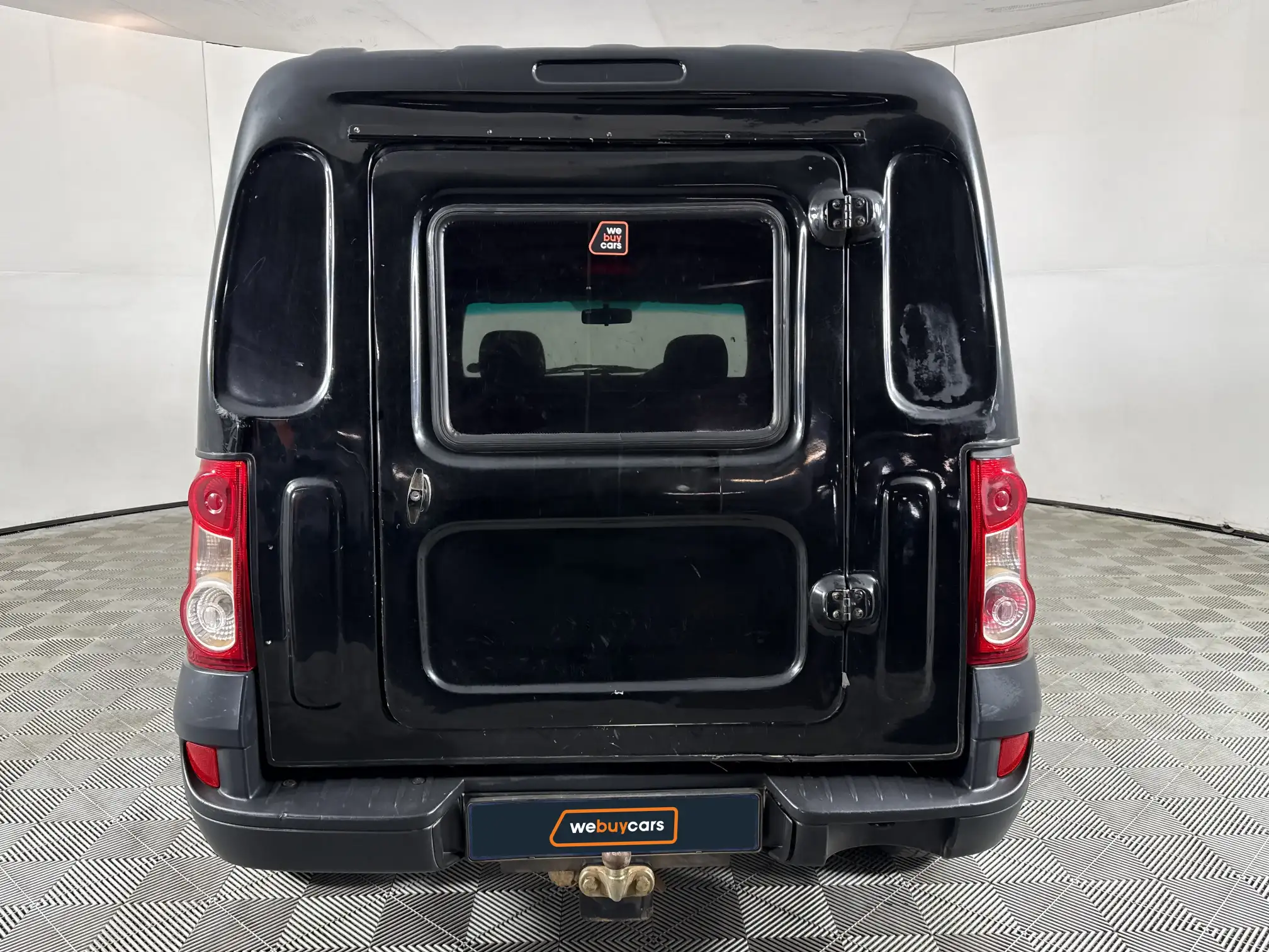 Nissan NP200