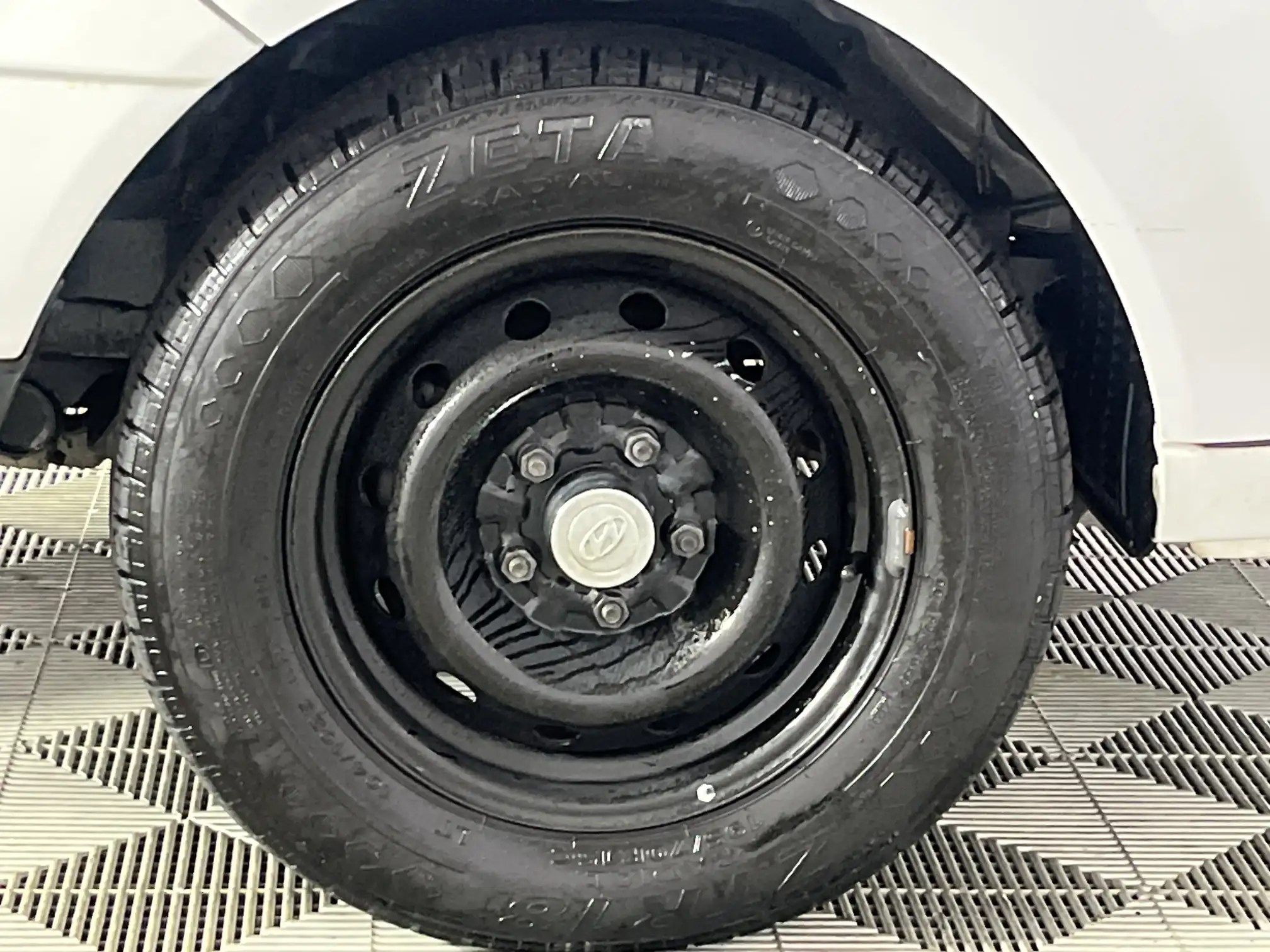 Hyundai H100