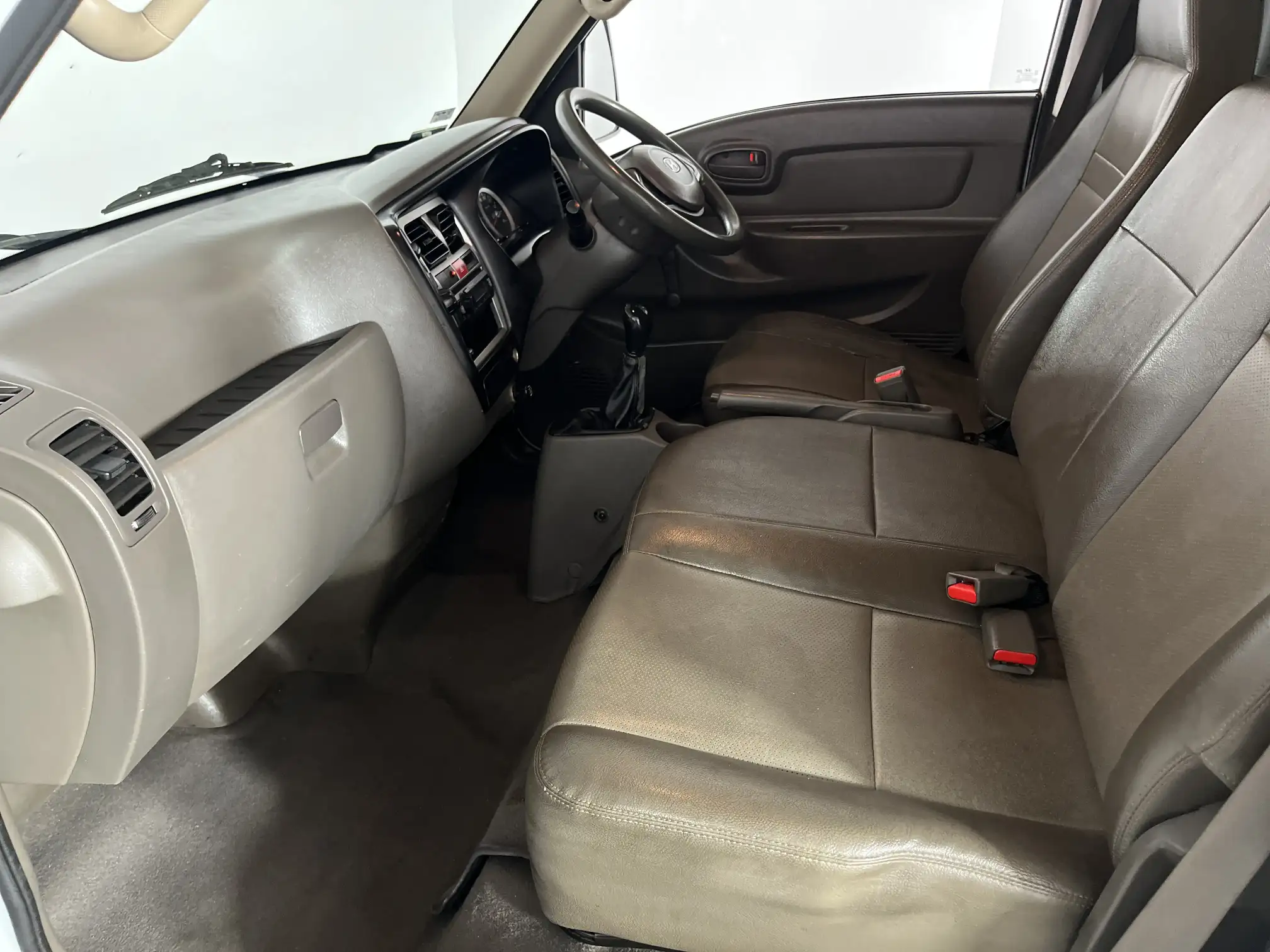 Hyundai H100