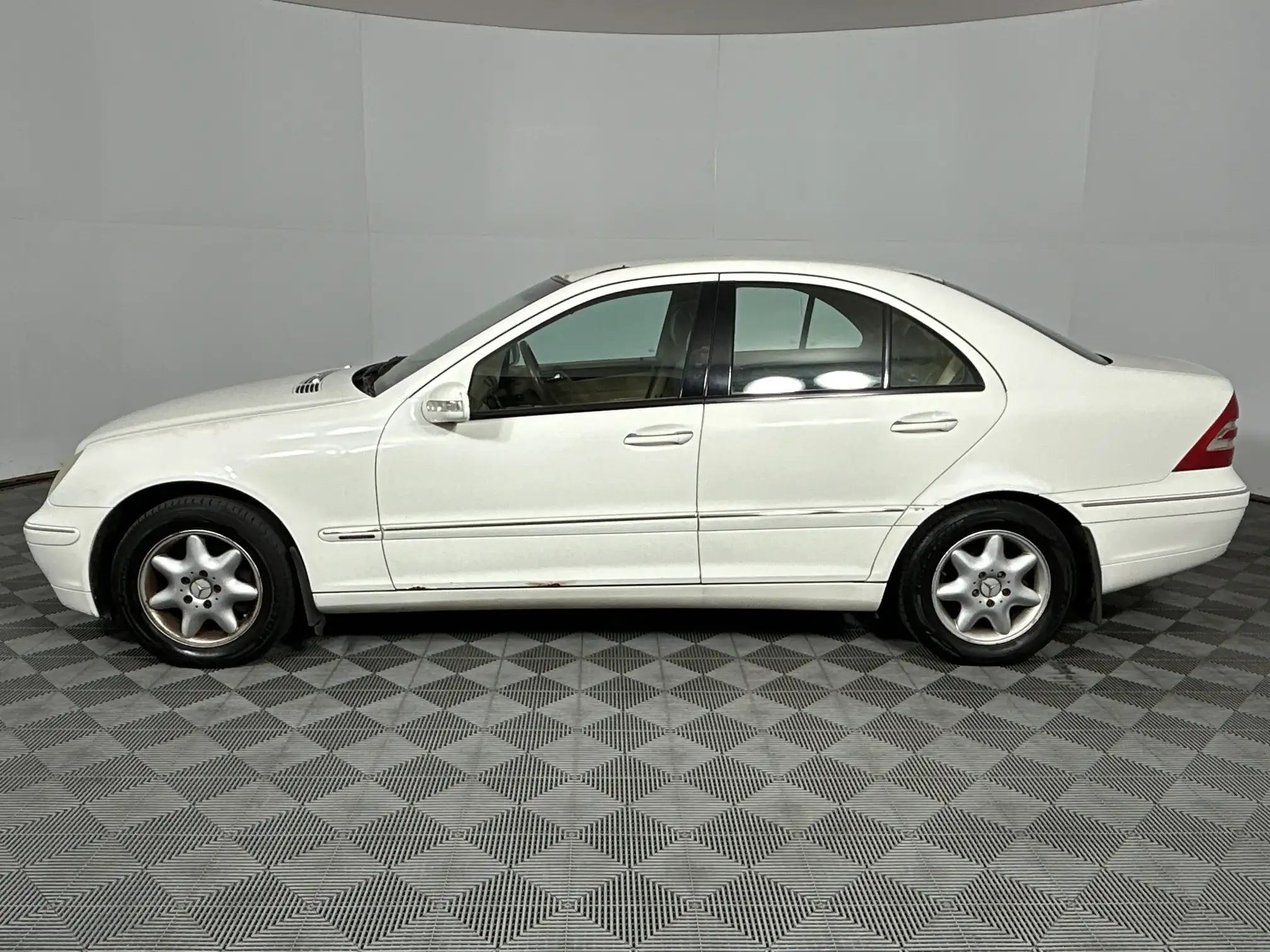 Mercedes-Benz C Class Sedan