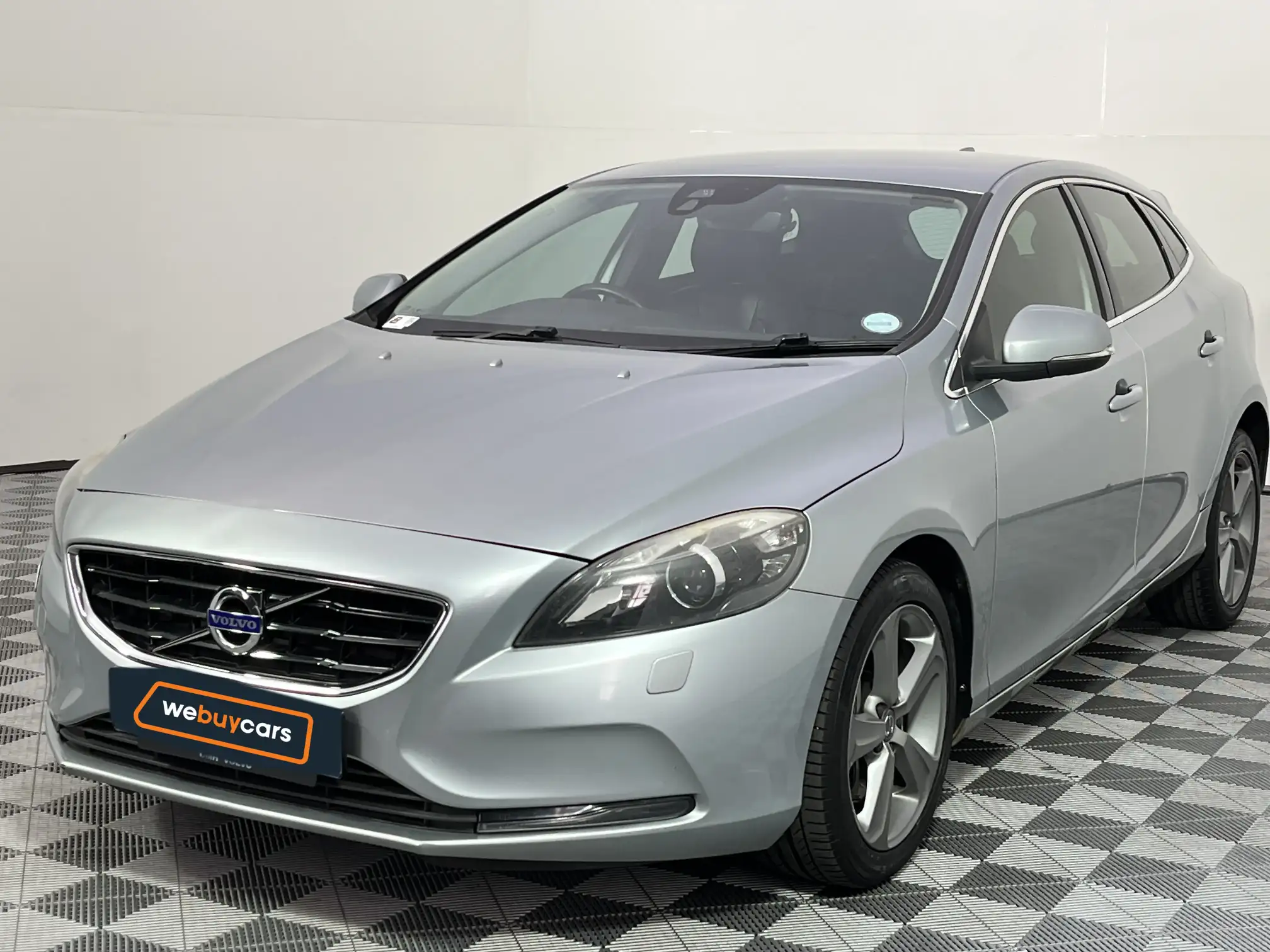 2016 Volvo V40