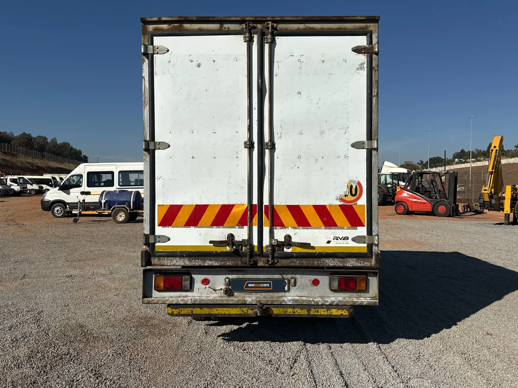 Isuzu NLR