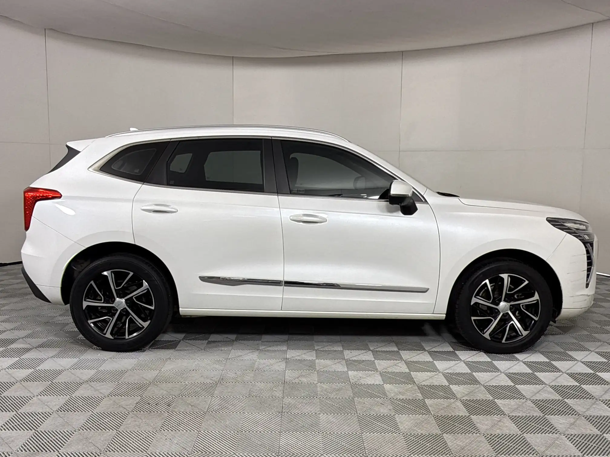 Haval Jolion