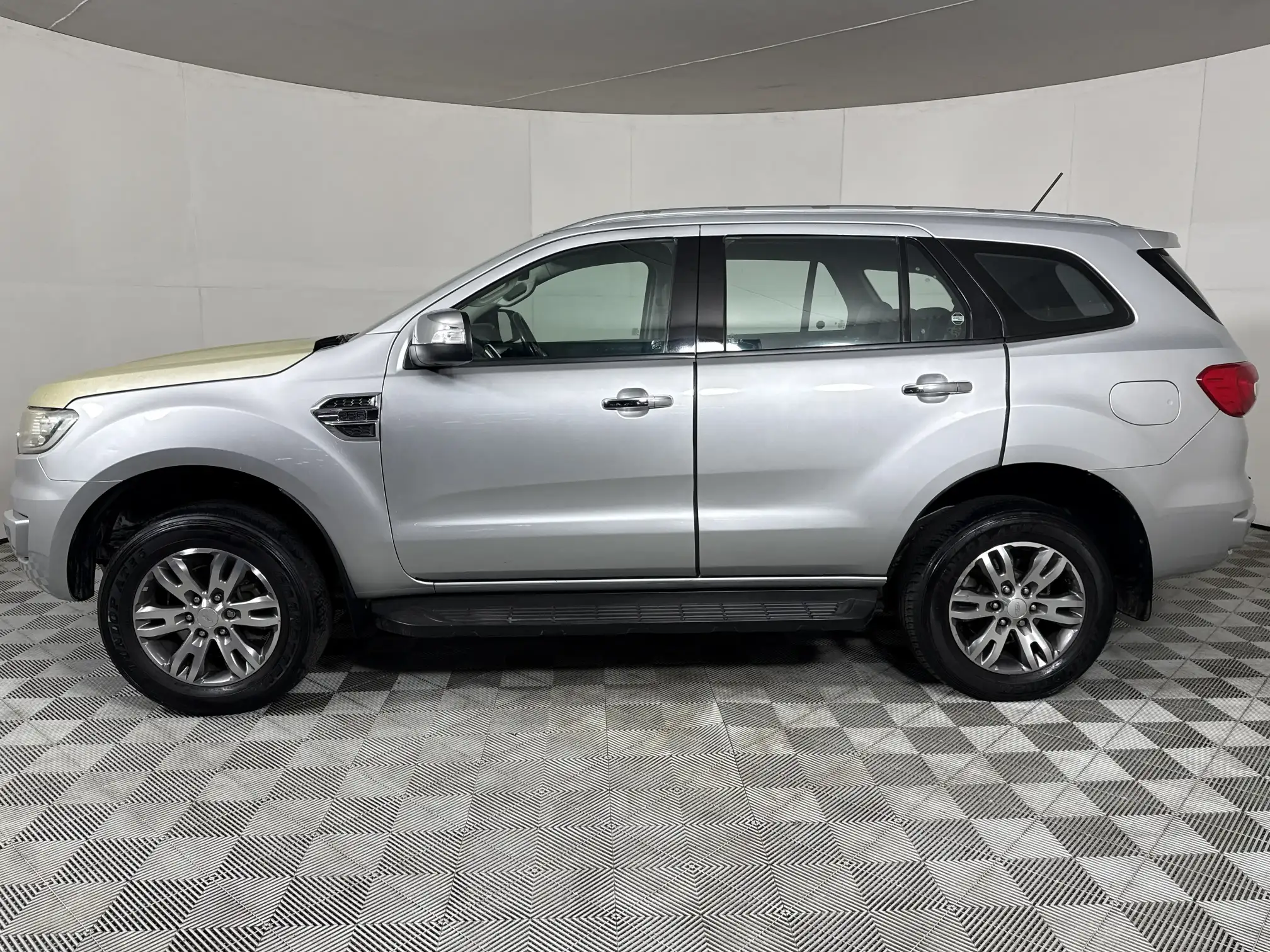 Ford Everest
