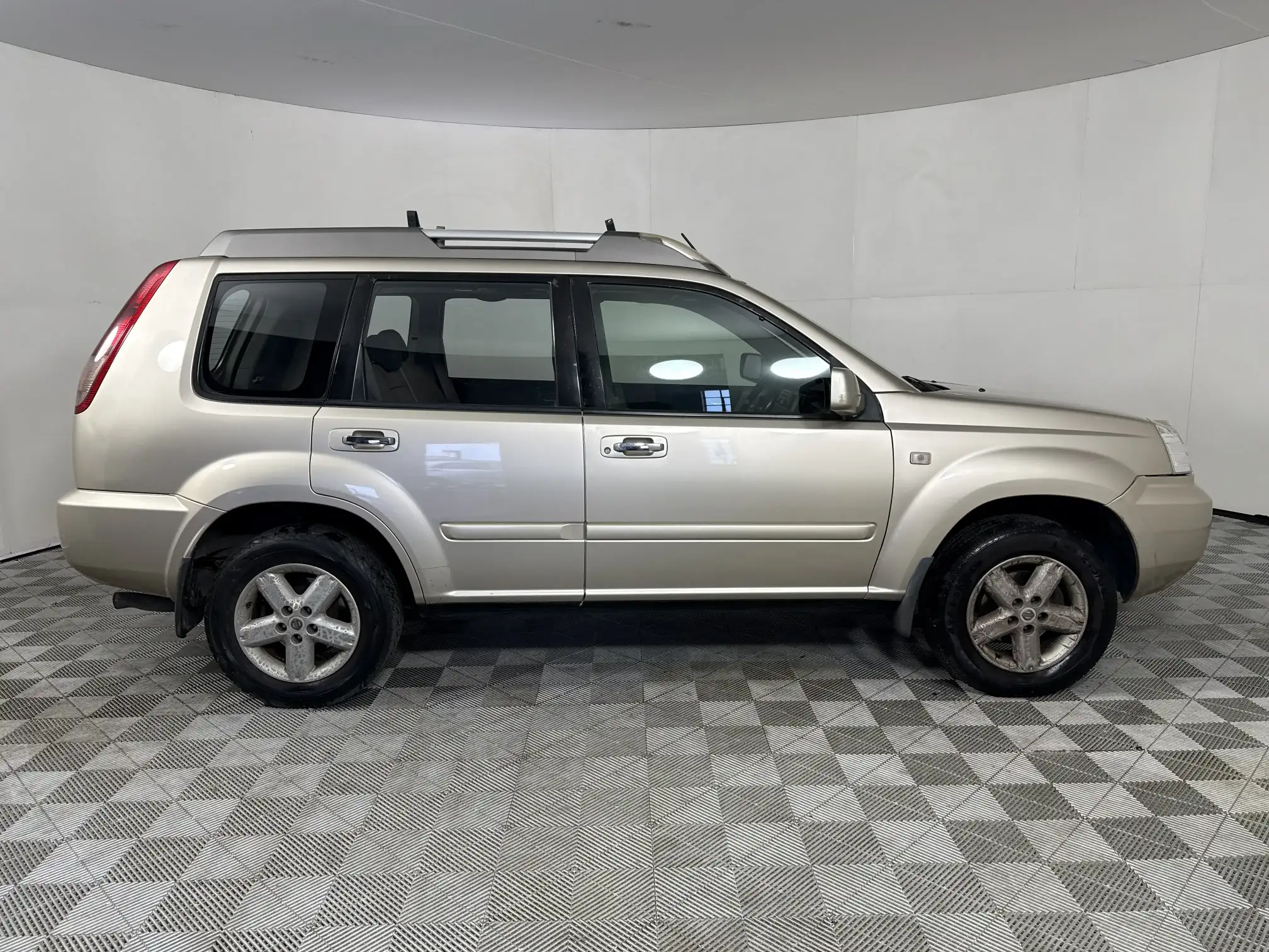 Nissan X Trail
