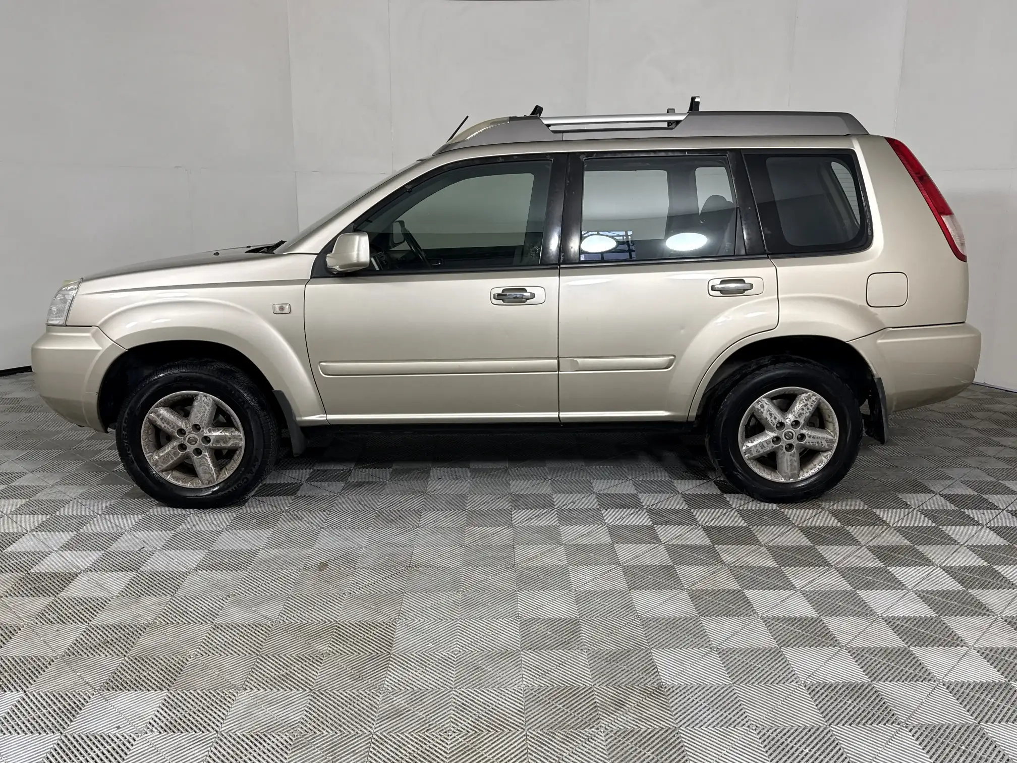 Nissan X Trail