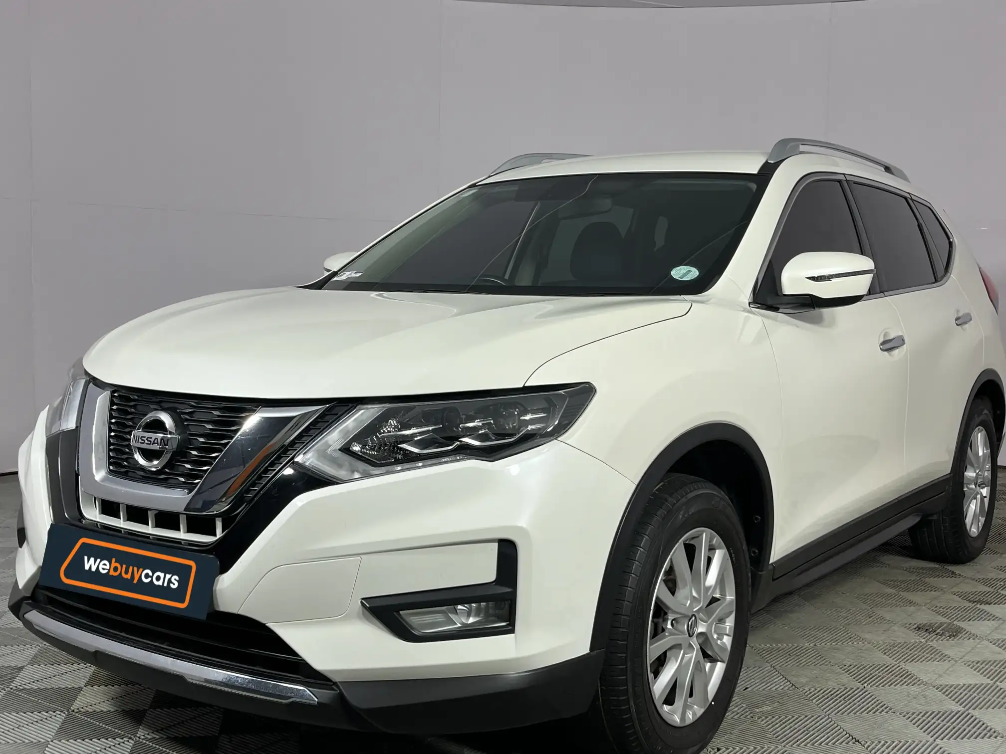 2021 Nissan X Trail 2.5 Tekna 4x4 CVT 7S at Lansdowne (WC) for sale R313900