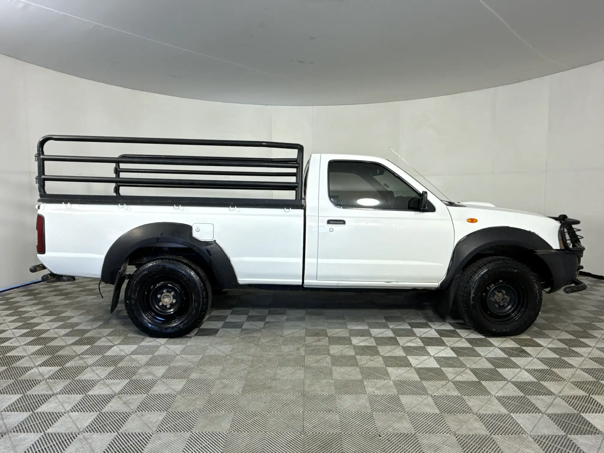 Nissan Hardbody
